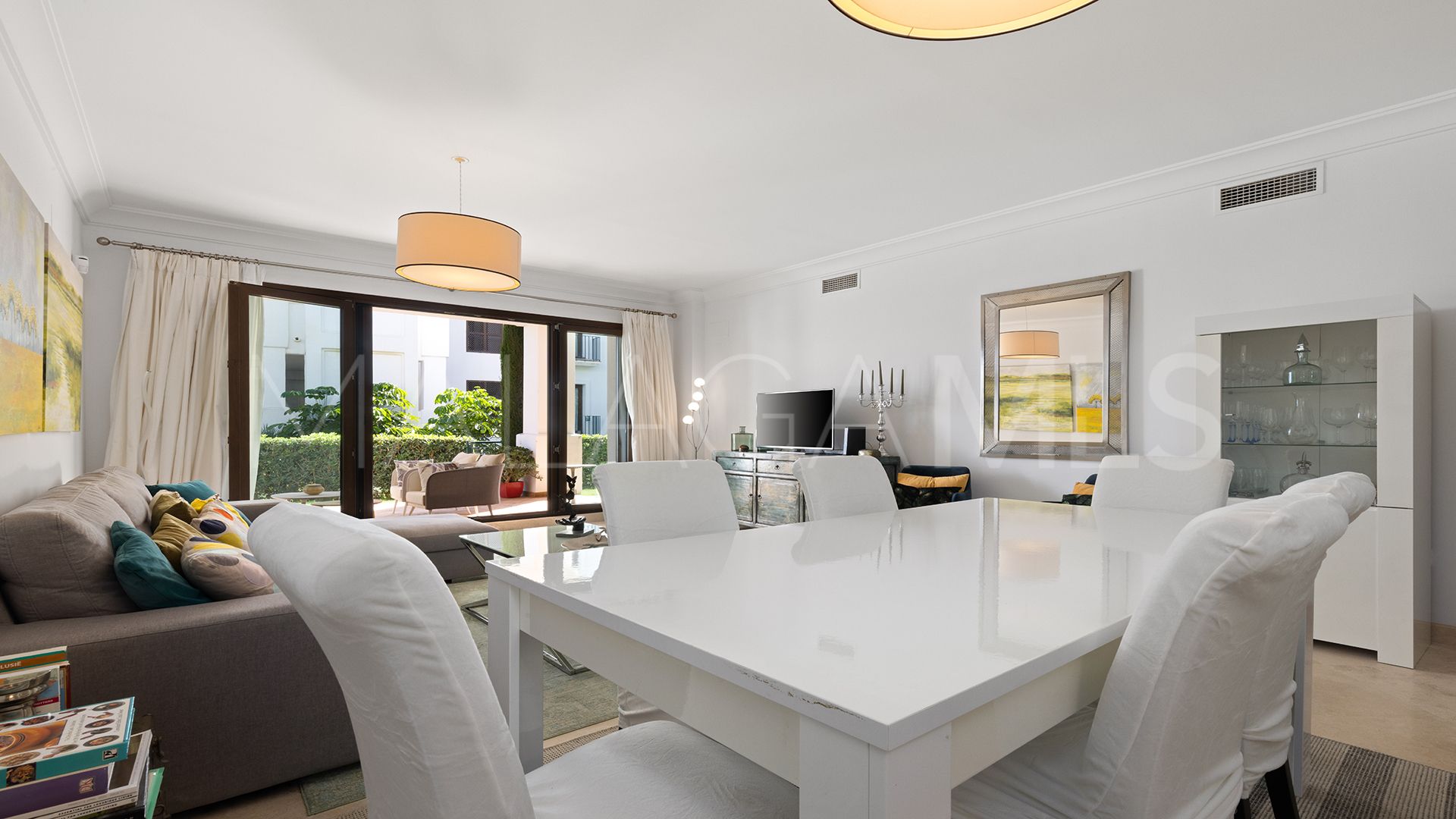 Appartement rez de chaussée for sale in Finca Cortesin