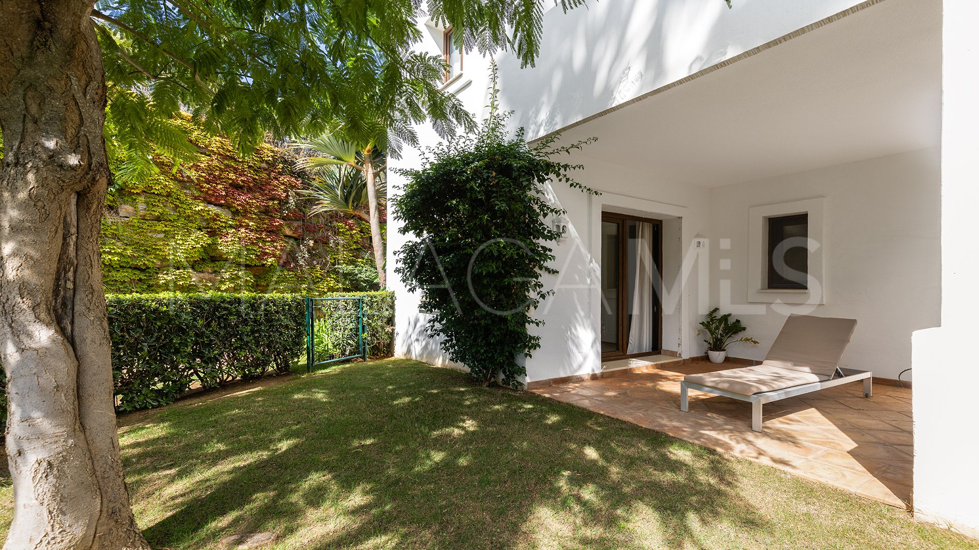 Appartement rez de chaussée for sale in Finca Cortesin