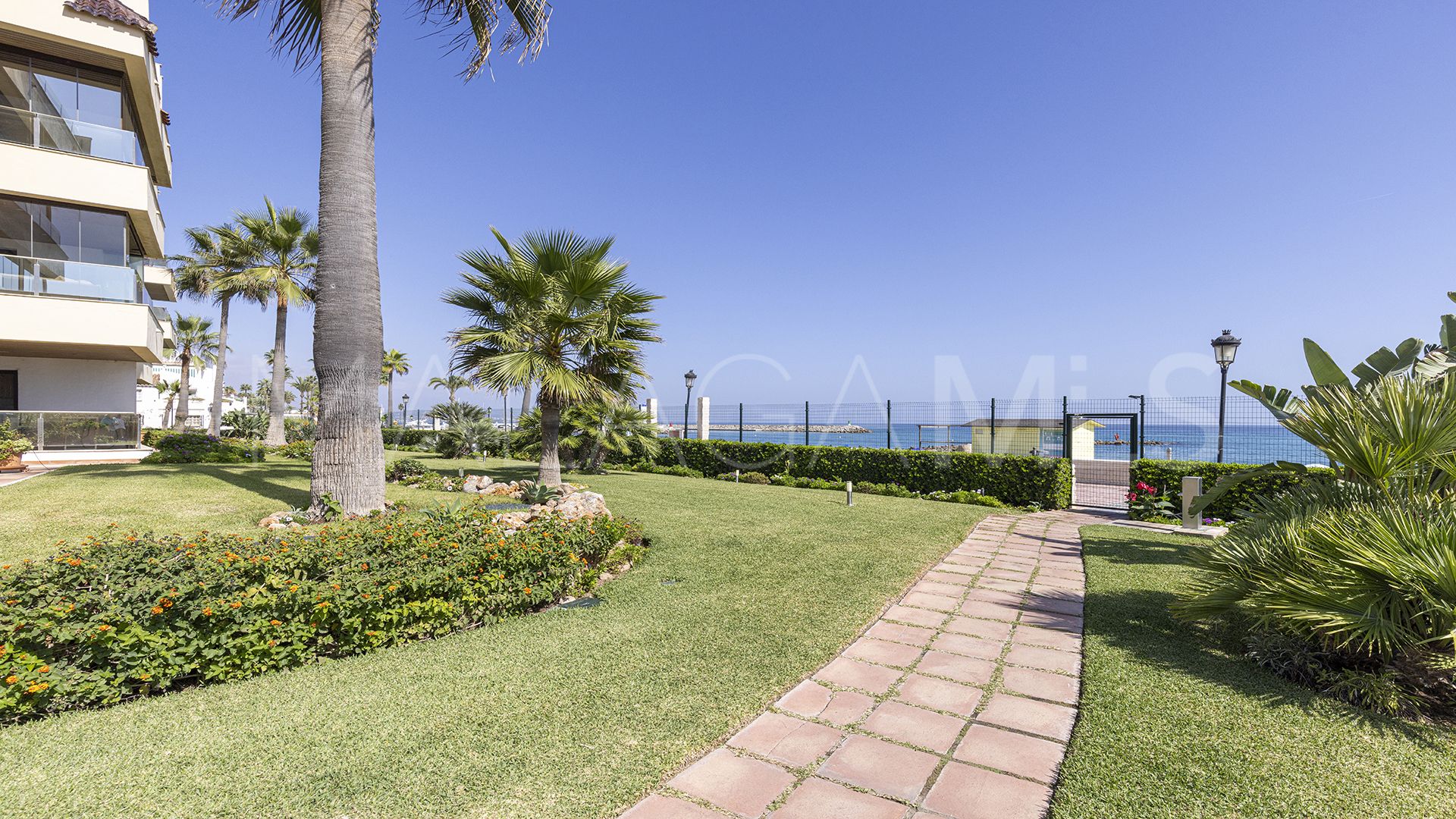 Buy apartamento with 2 bedrooms in Marina Castillo