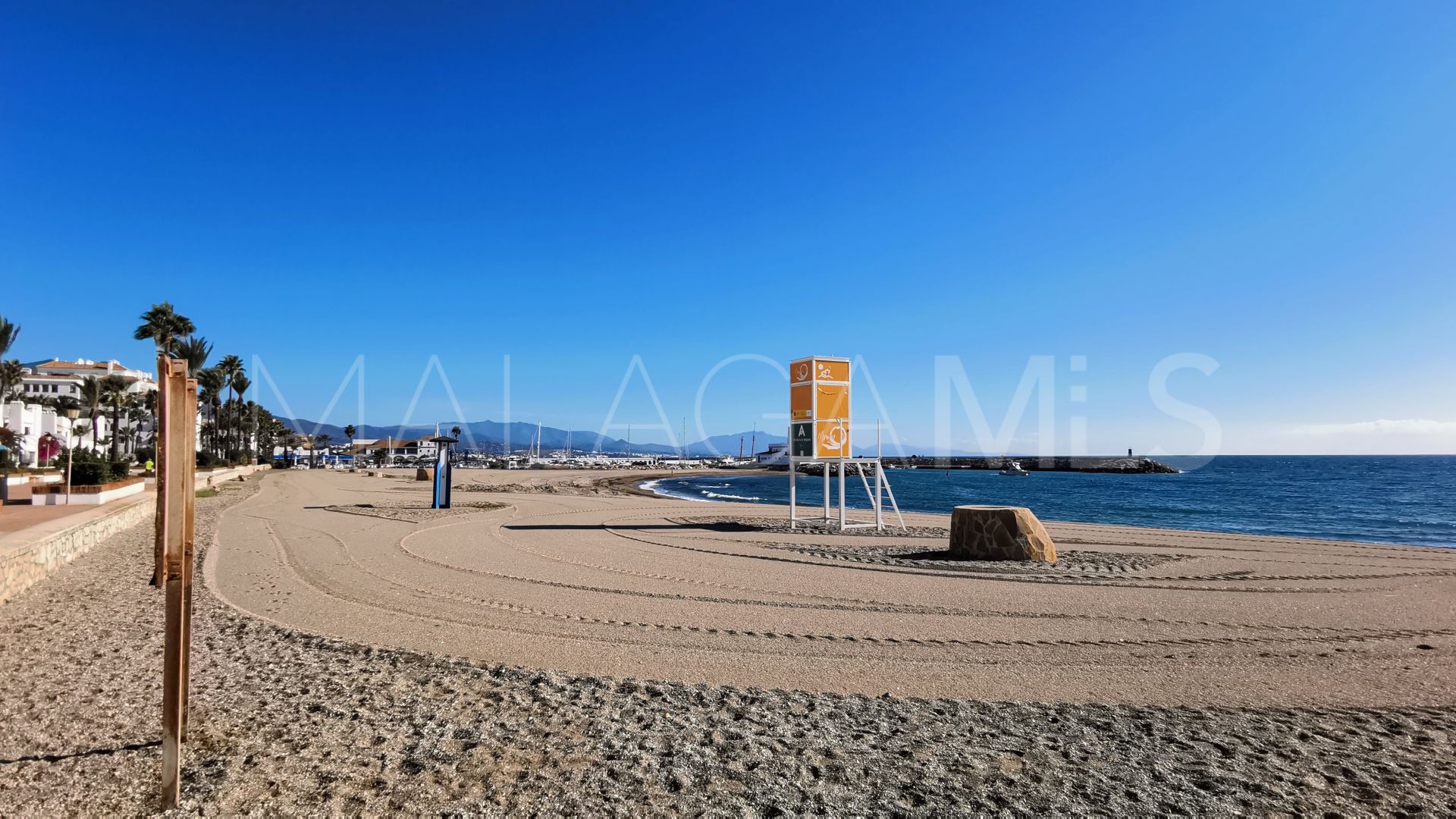 Buy apartamento with 2 bedrooms in Marina Castillo