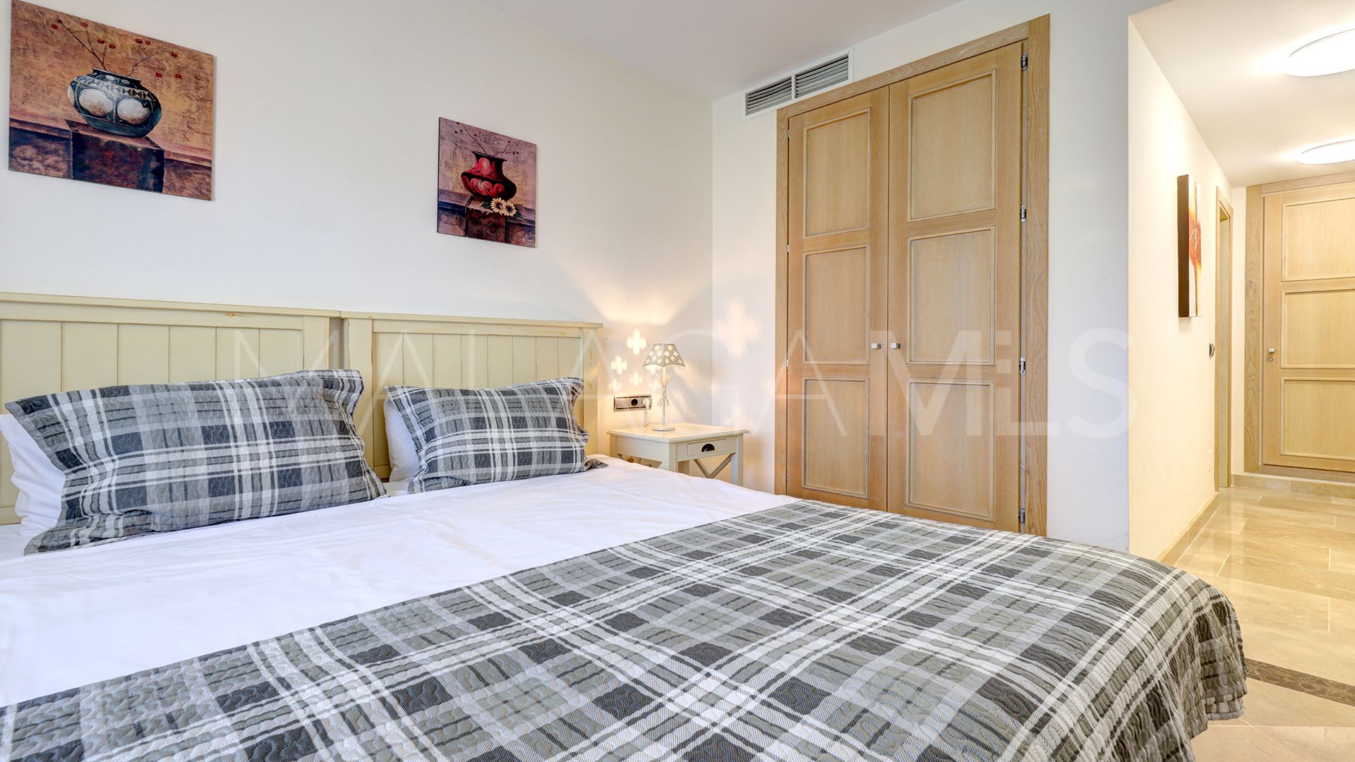 Buy apartamento with 2 bedrooms in Marina Castillo