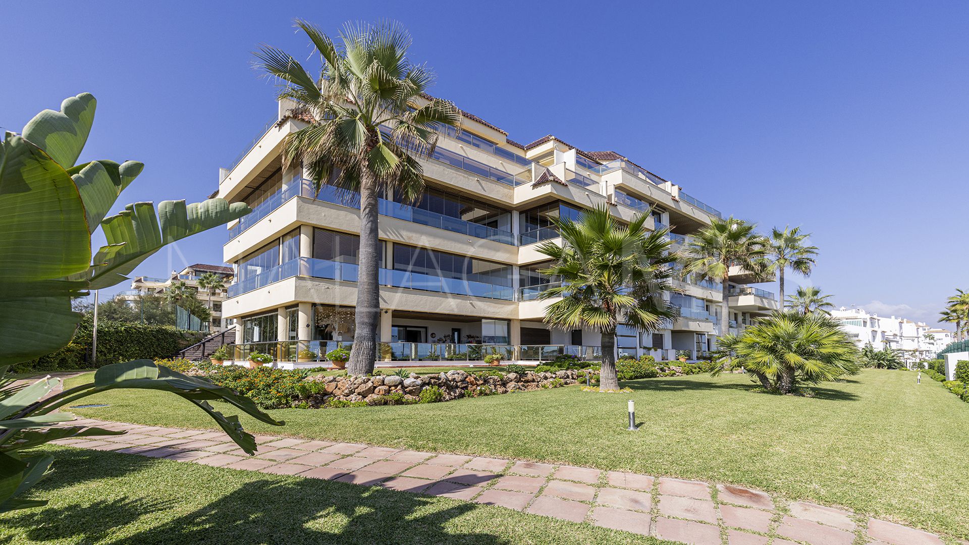 Buy apartamento with 2 bedrooms in Marina Castillo