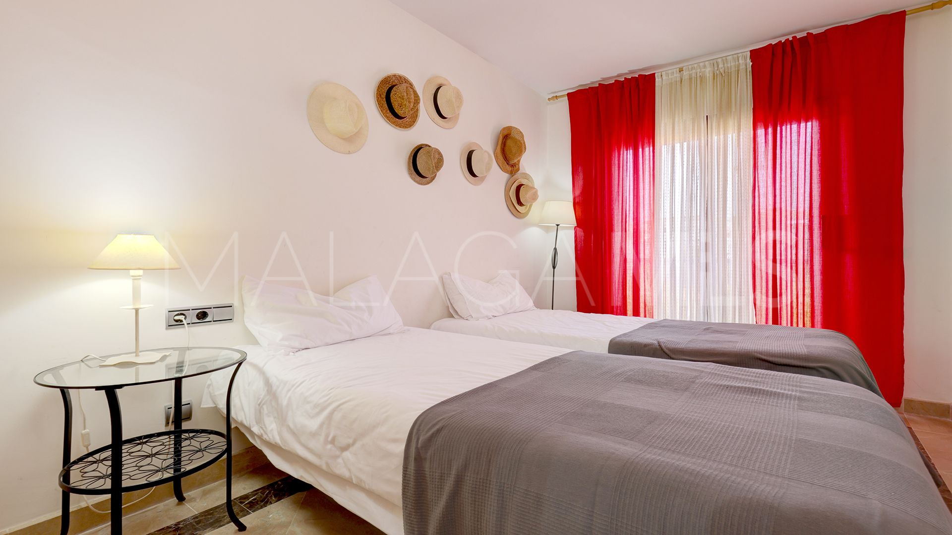 Buy apartamento with 2 bedrooms in Marina Castillo