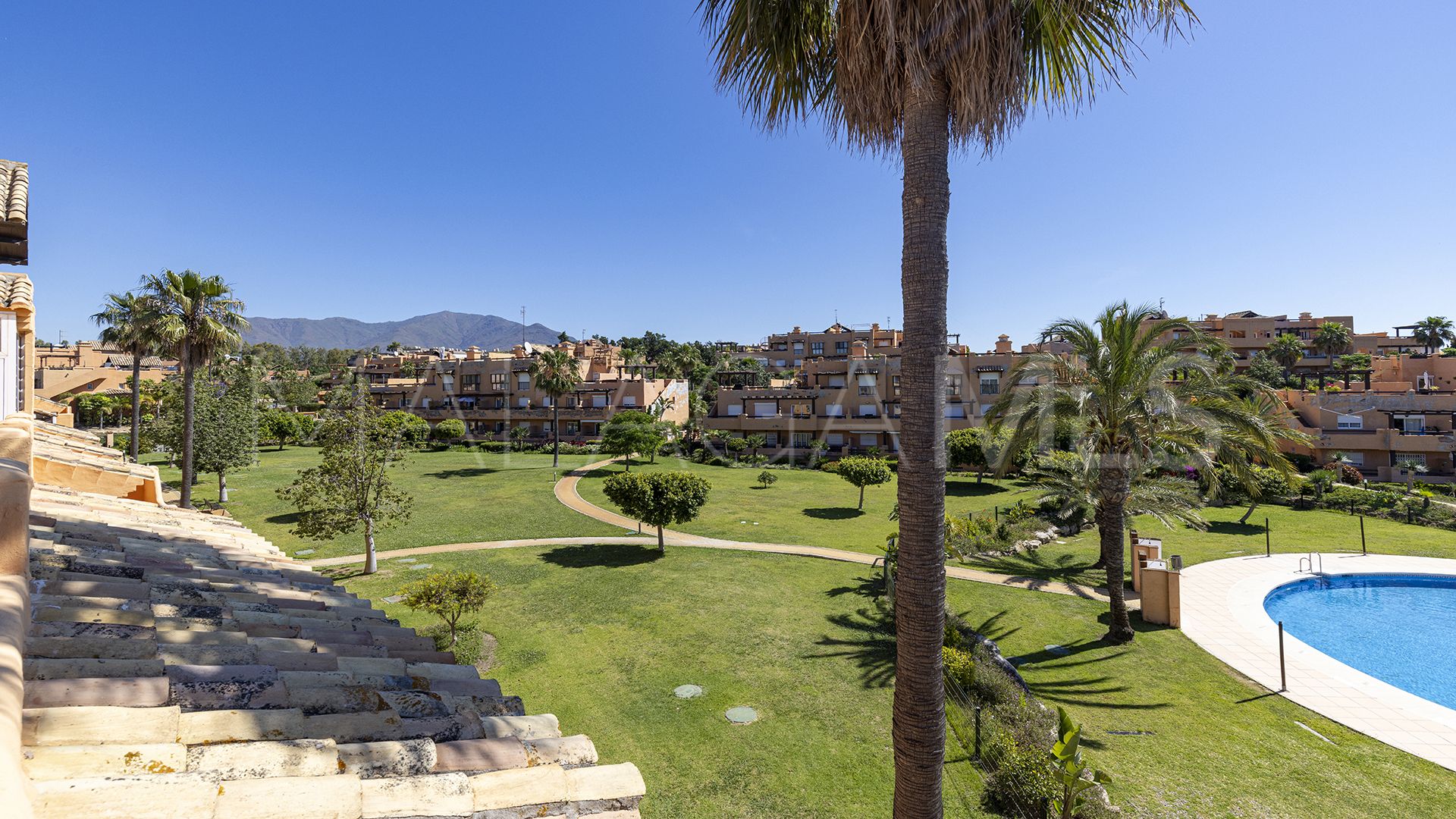 Takvåning for sale in Casares del Sol