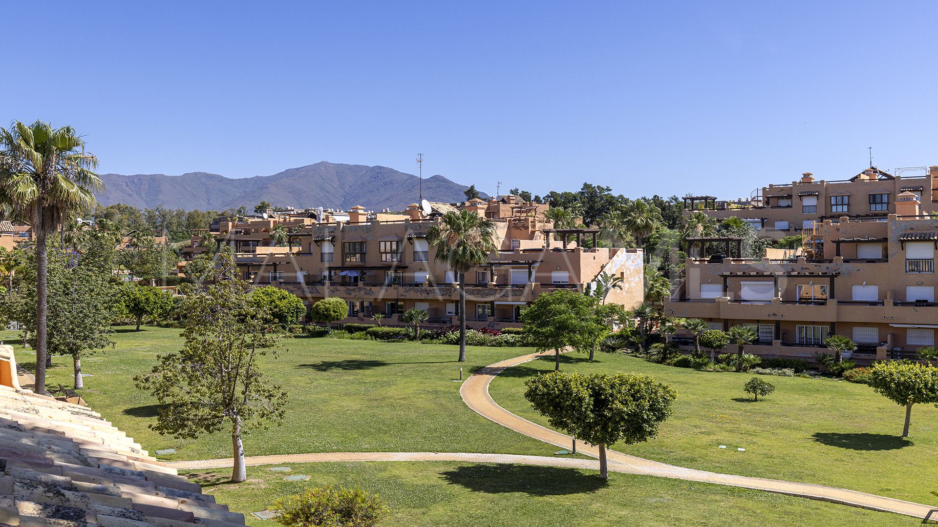 Takvåning for sale in Casares del Sol