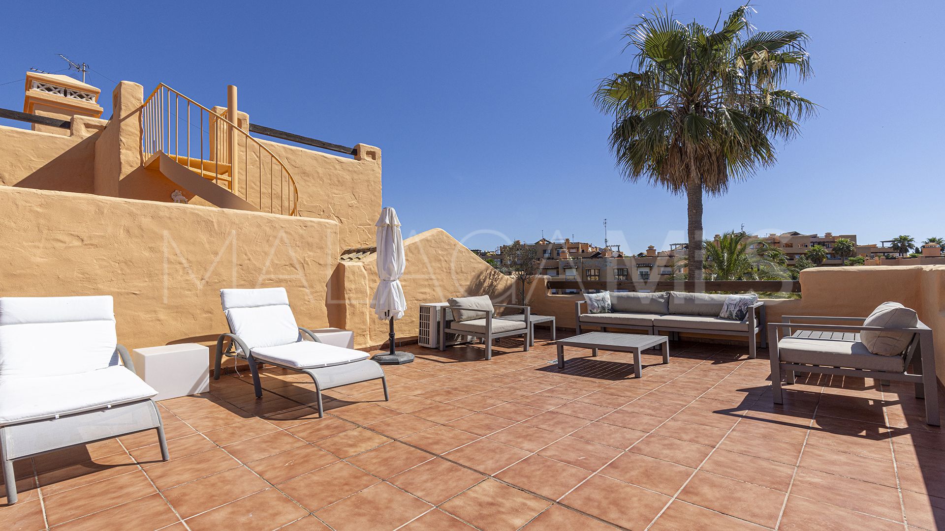 Takvåning for sale in Casares del Sol