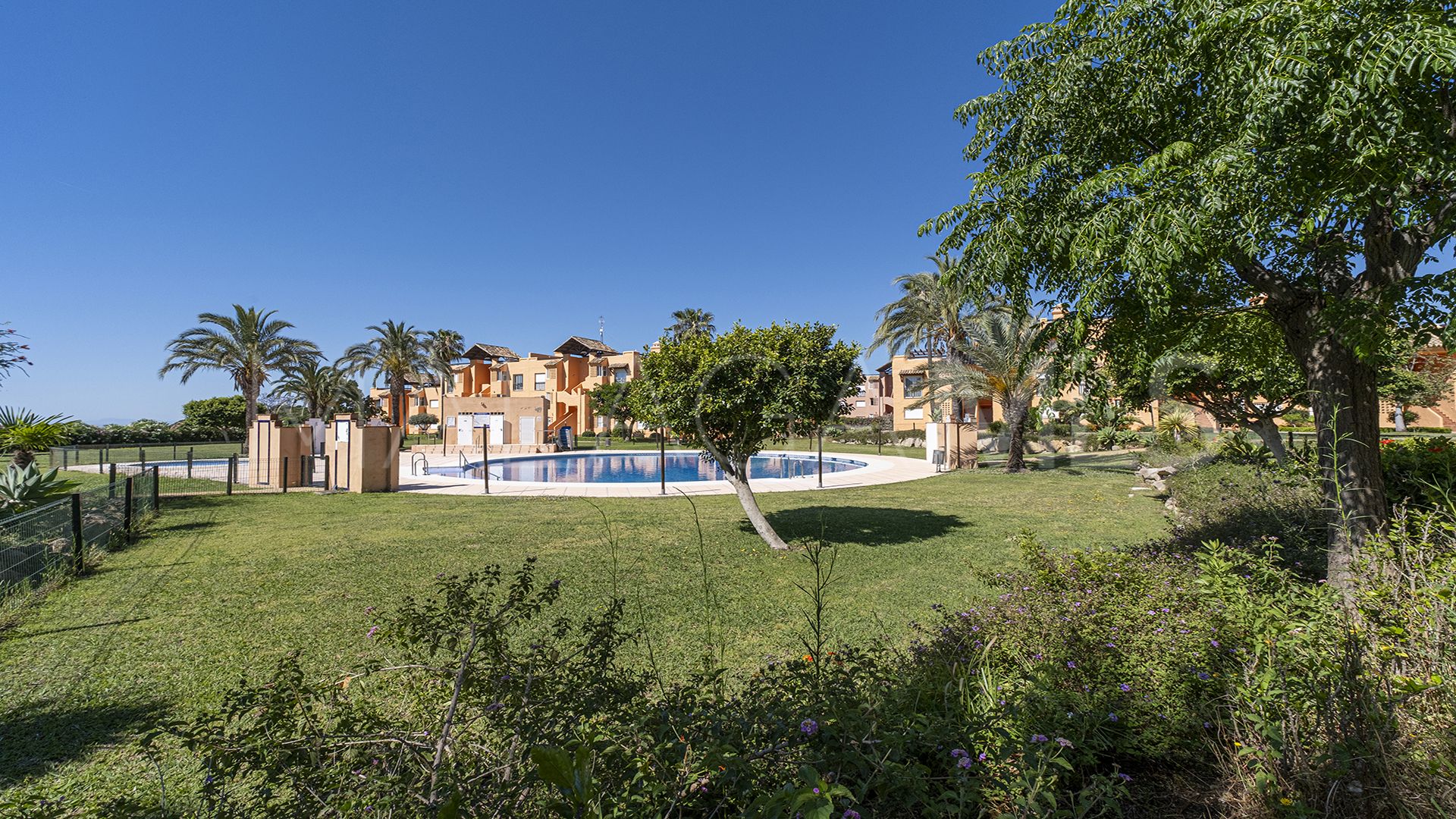 Takvåning for sale in Casares del Sol