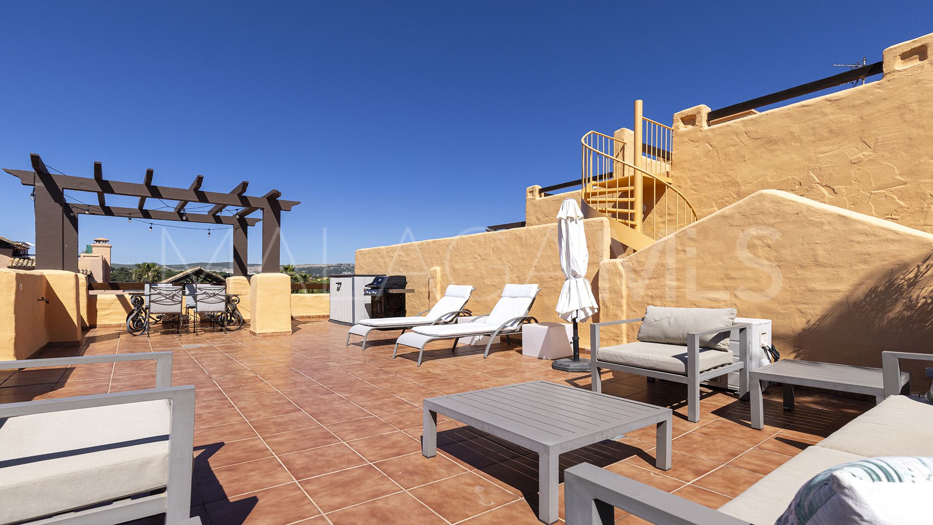 Takvåning for sale in Casares del Sol