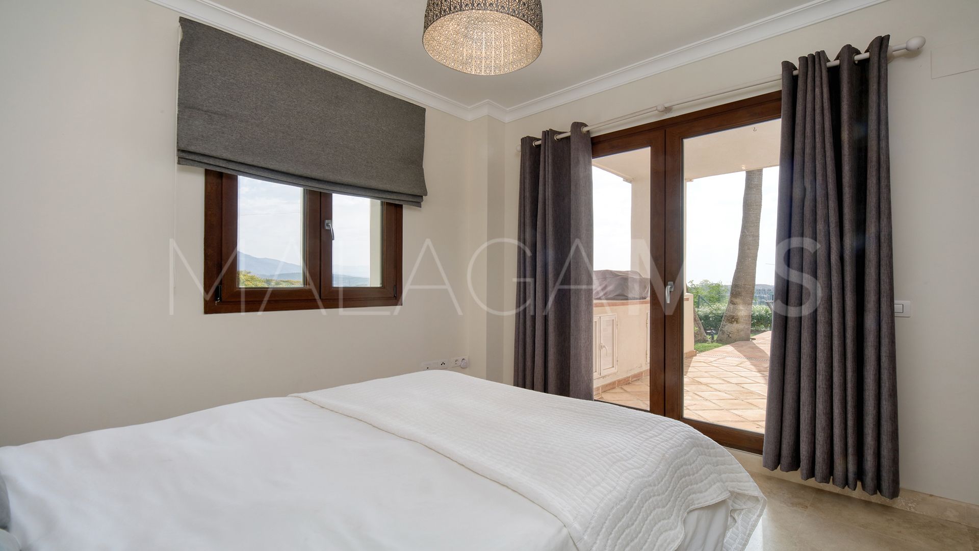 Buy apartamento planta baja with 3 bedrooms in Finca Cortesin