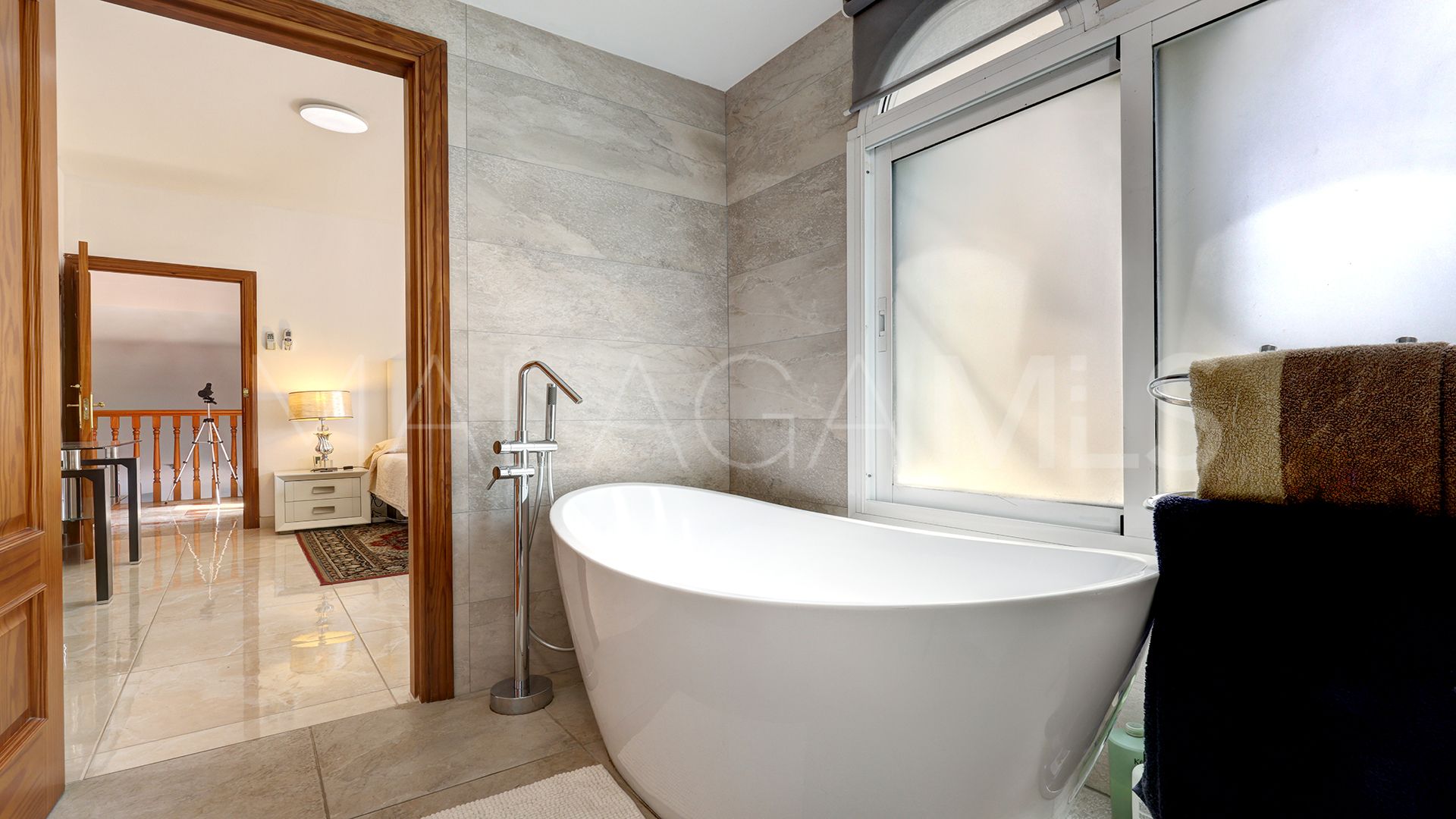 Villa for sale in Majestic with 5 bedrooms