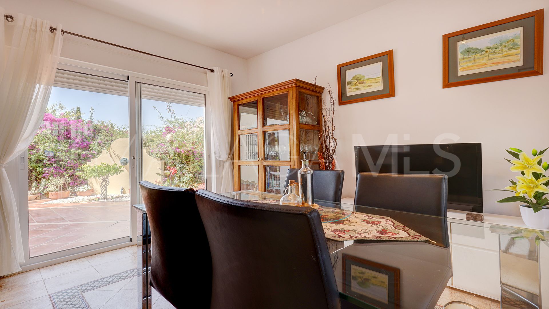 Villa for sale in Majestic with 5 bedrooms