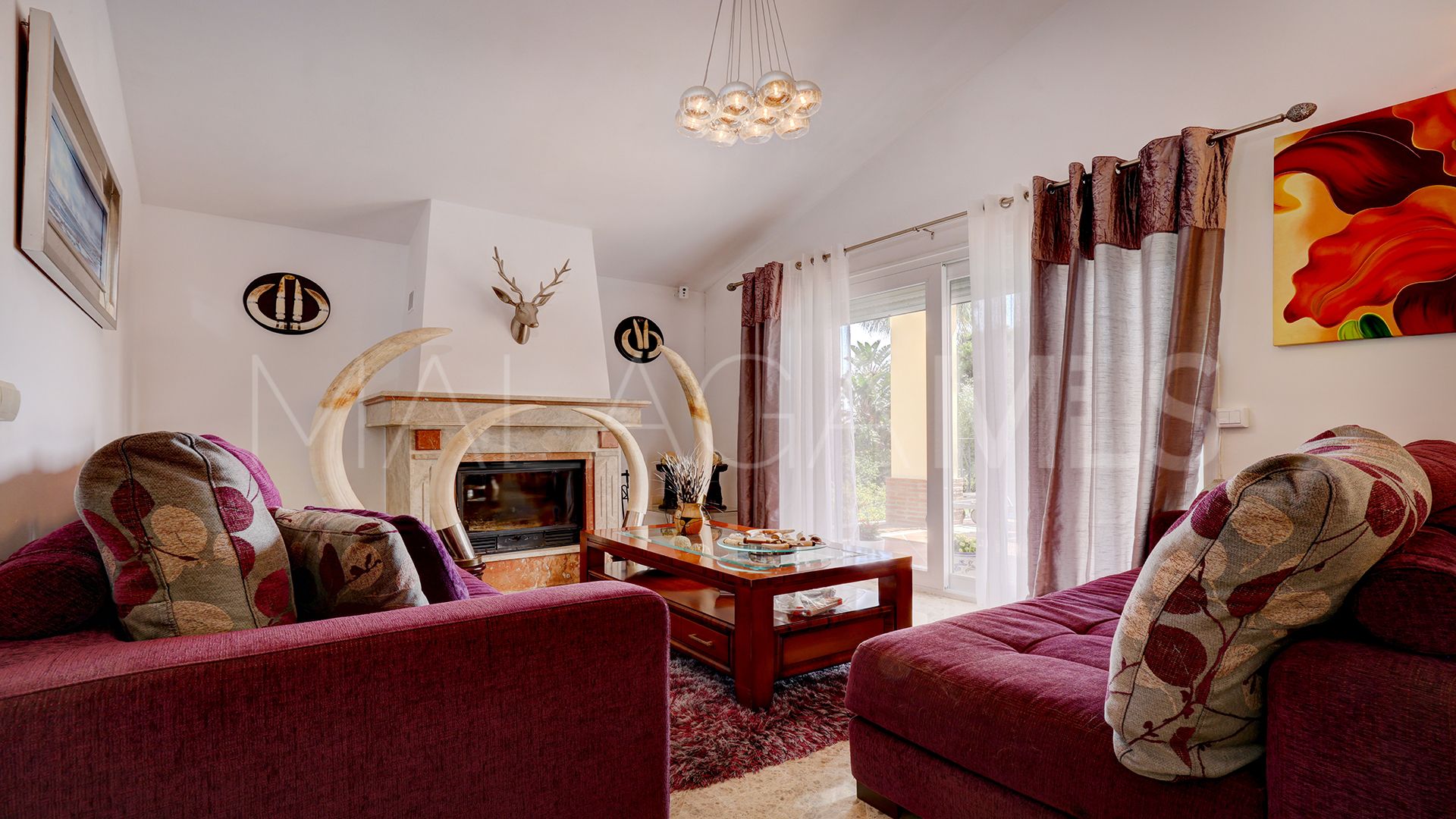 Villa for sale in Majestic with 5 bedrooms