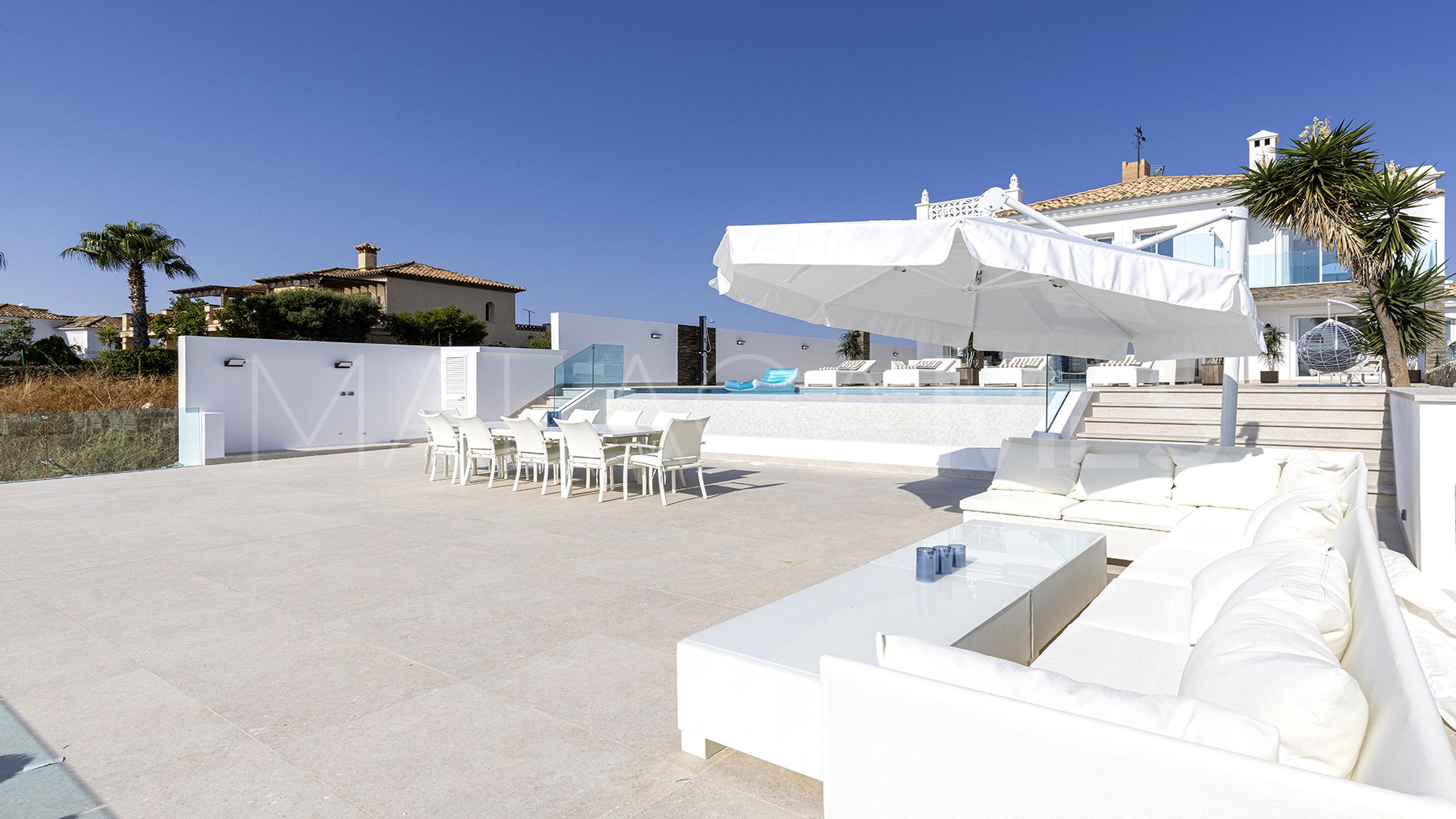 Villa for sale in Majestic