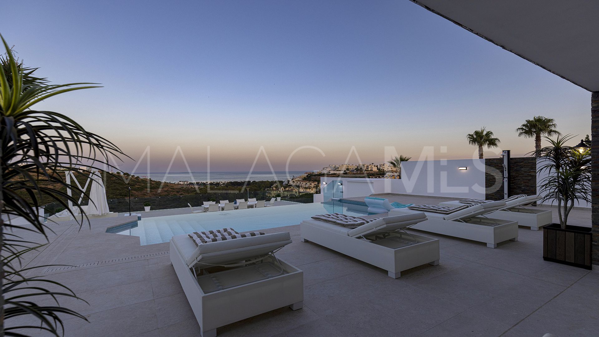 Villa for sale in Majestic