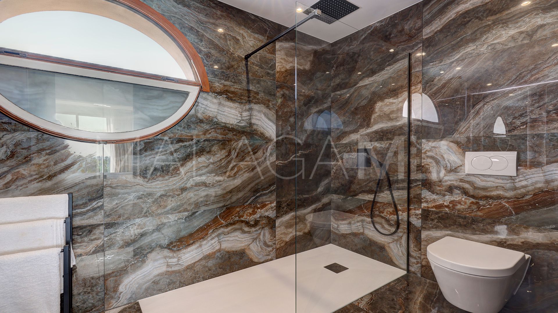 Villa for sale in Majestic