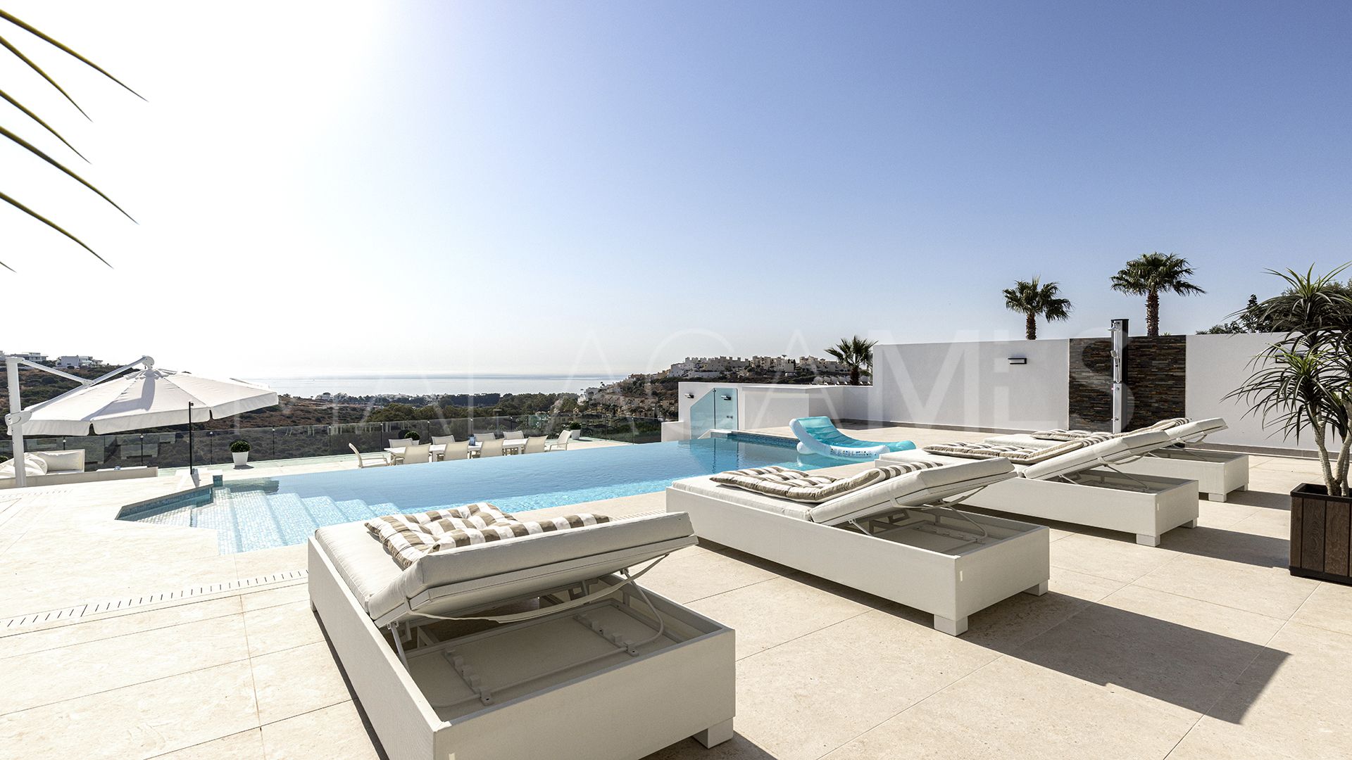 Villa for sale in Majestic