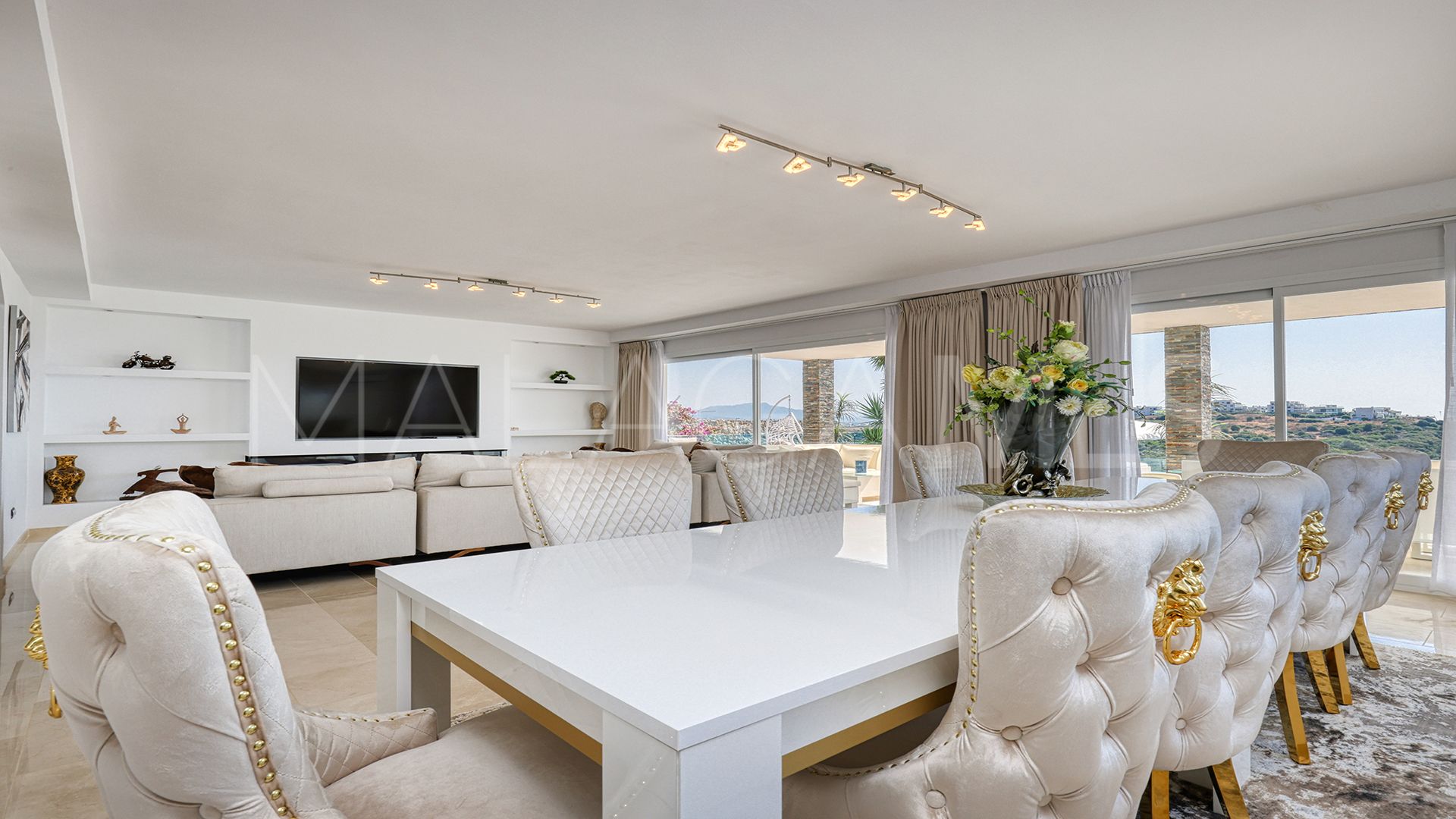 Villa for sale in Majestic