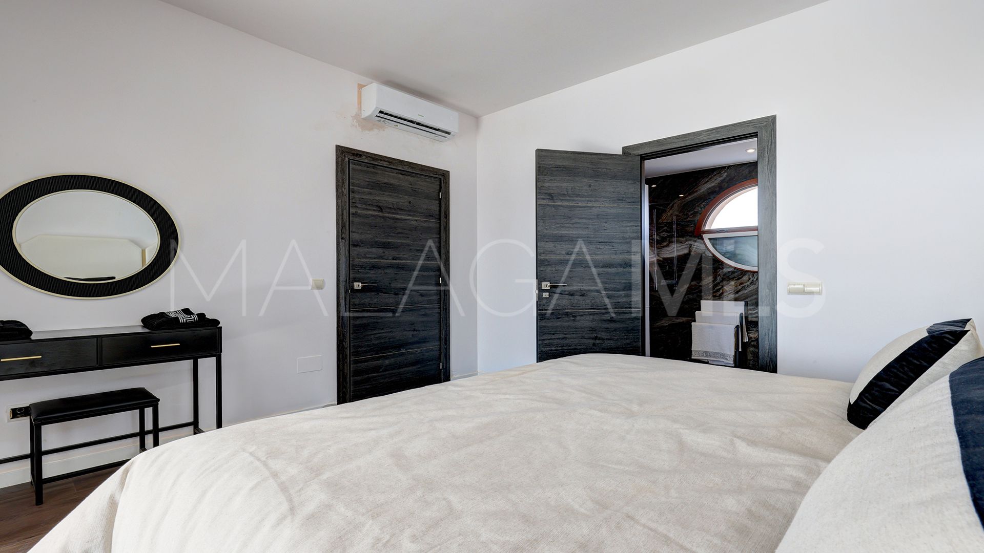 Villa for sale in Majestic