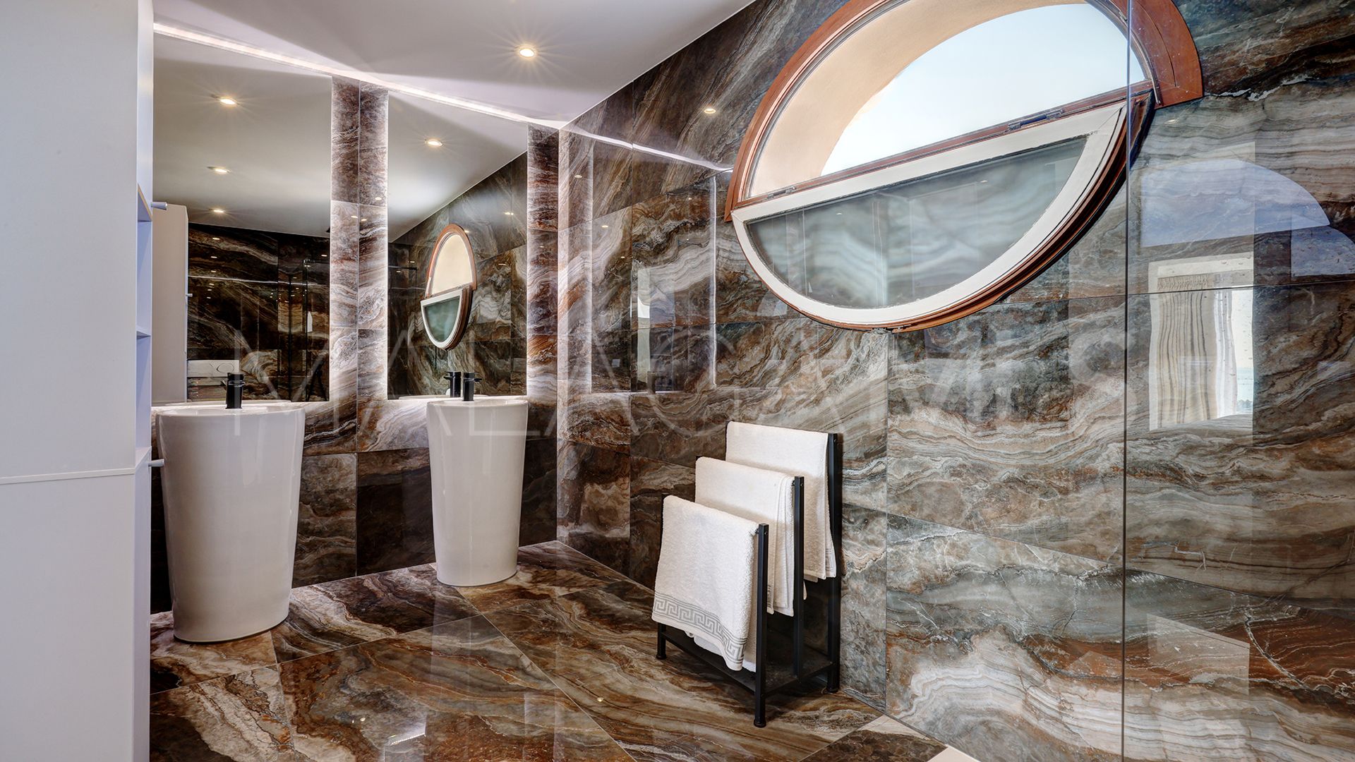 Villa for sale in Majestic
