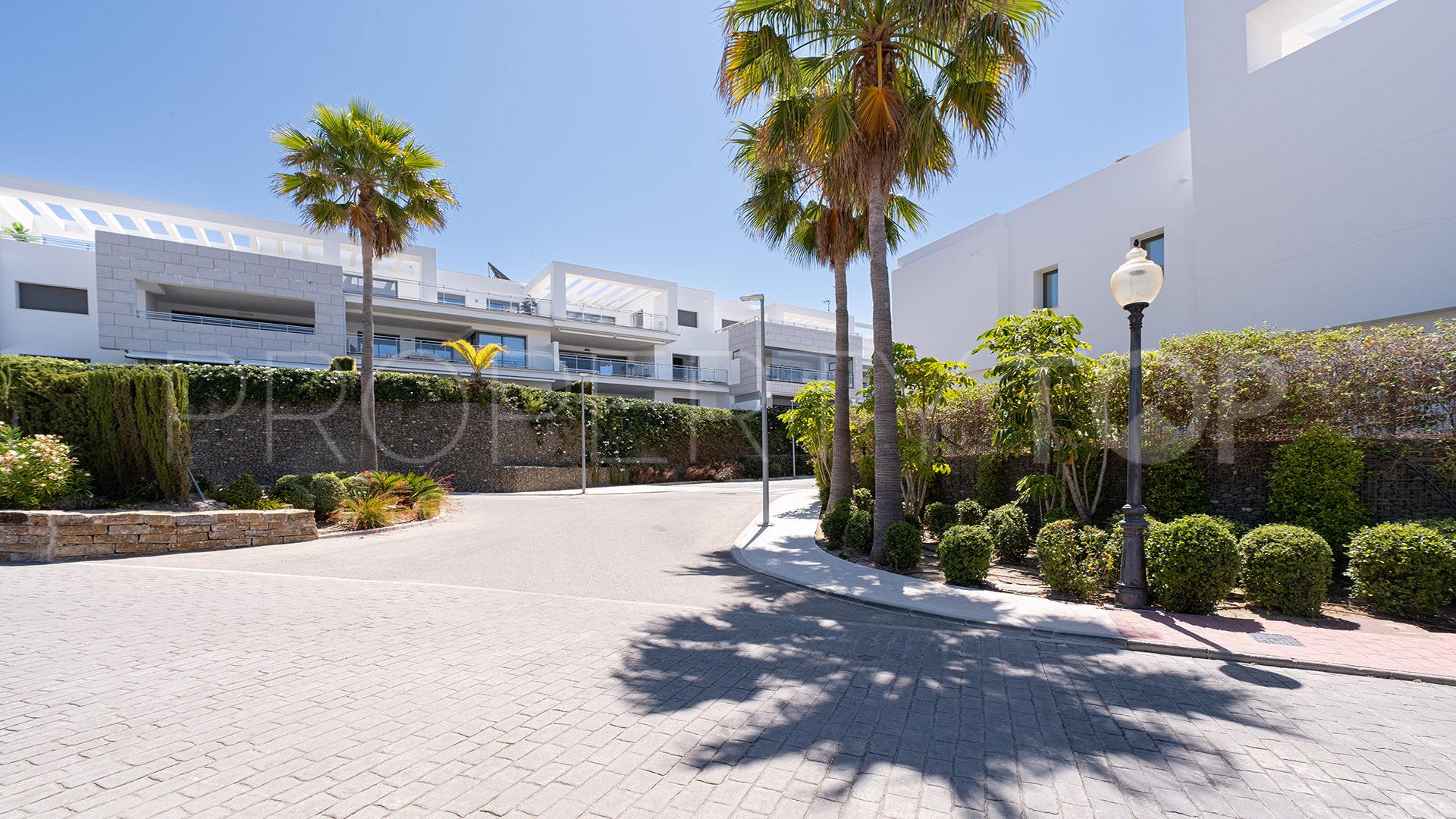 Apartamento con 3 dormitorios en venta en Casares Golf