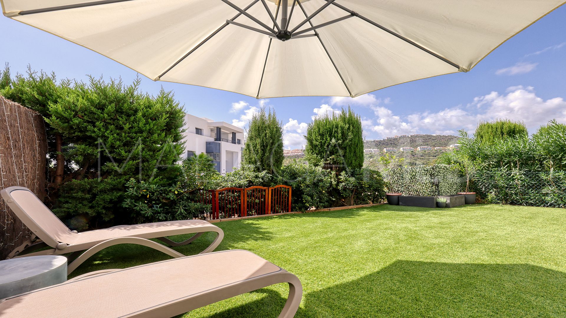 Erdgeschosswohnung for sale in Casares Golf