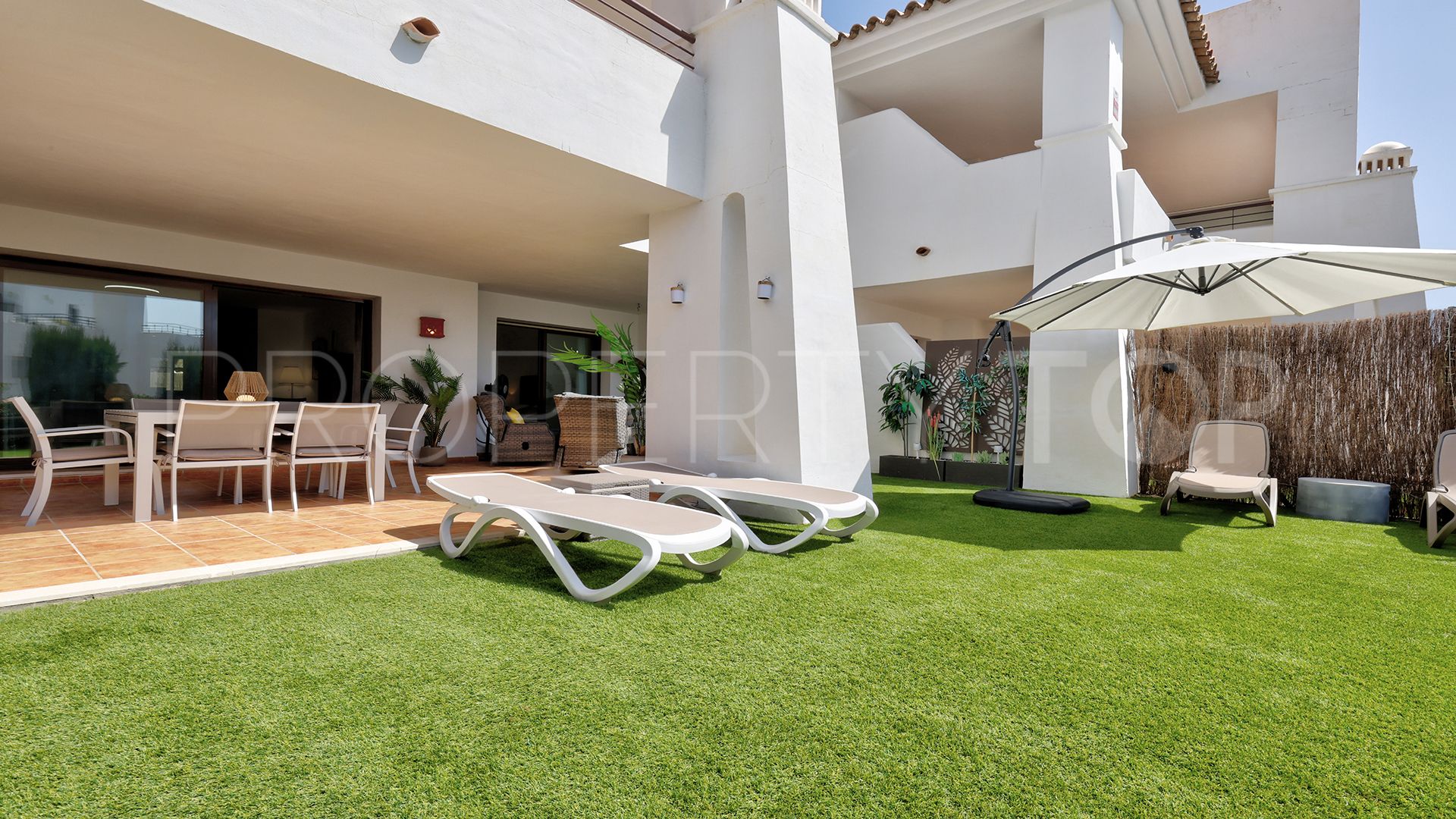 Casares Golf, apartamento planta baja a la venta