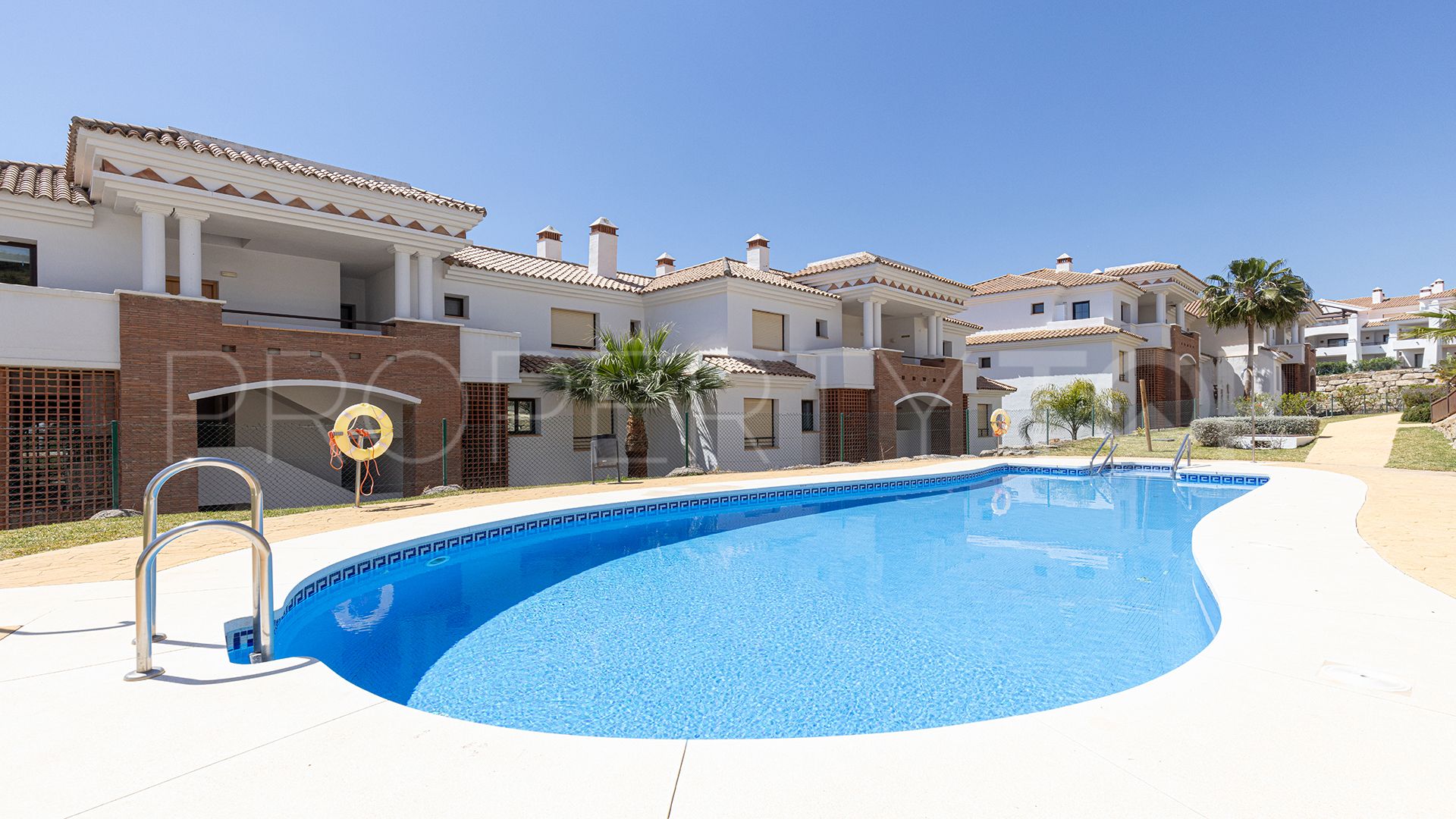 Casares Golf, apartamento planta baja a la venta