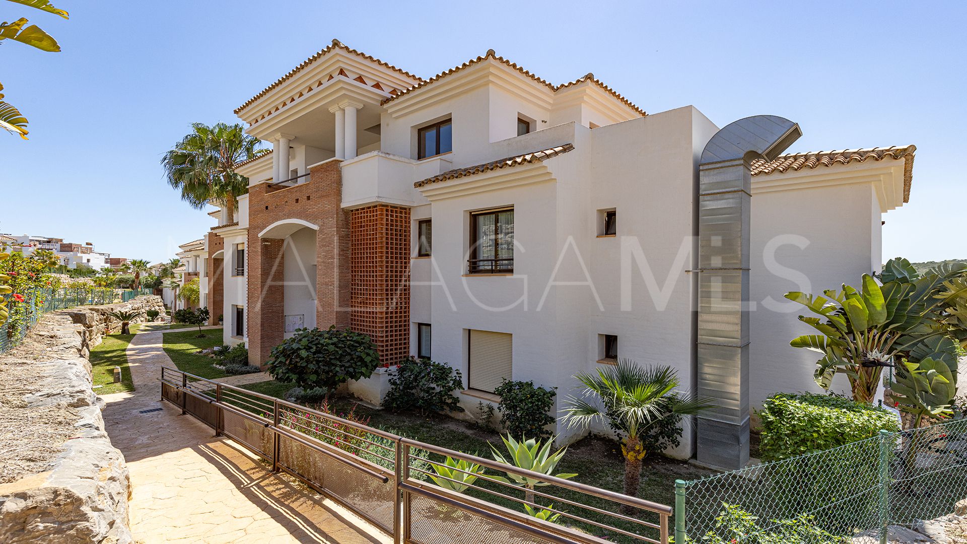 Erdgeschosswohnung for sale in Casares Golf