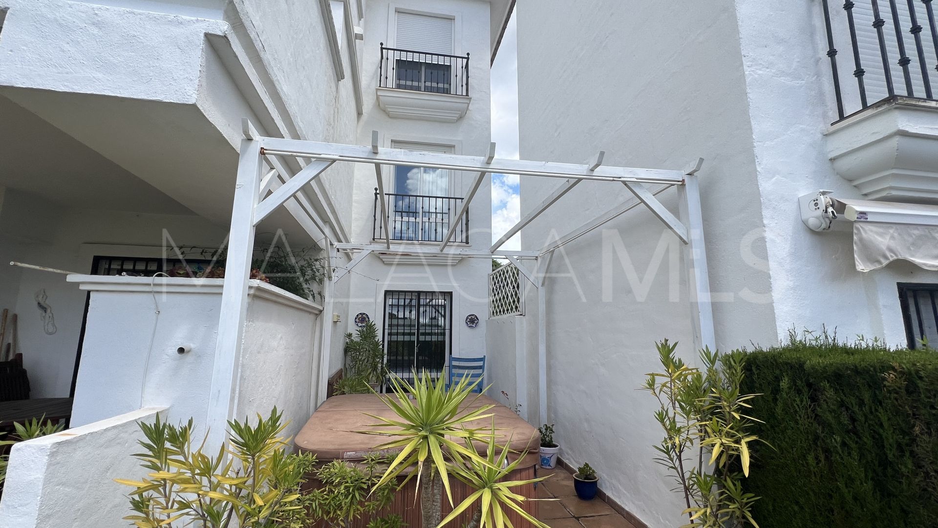 Buy apartamento planta baja in Casares Playa