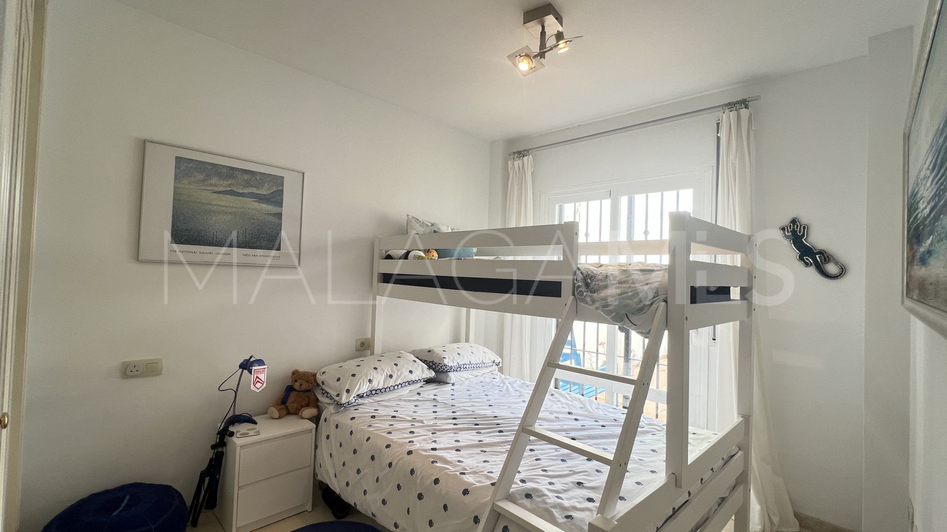 Buy apartamento planta baja in Casares Playa
