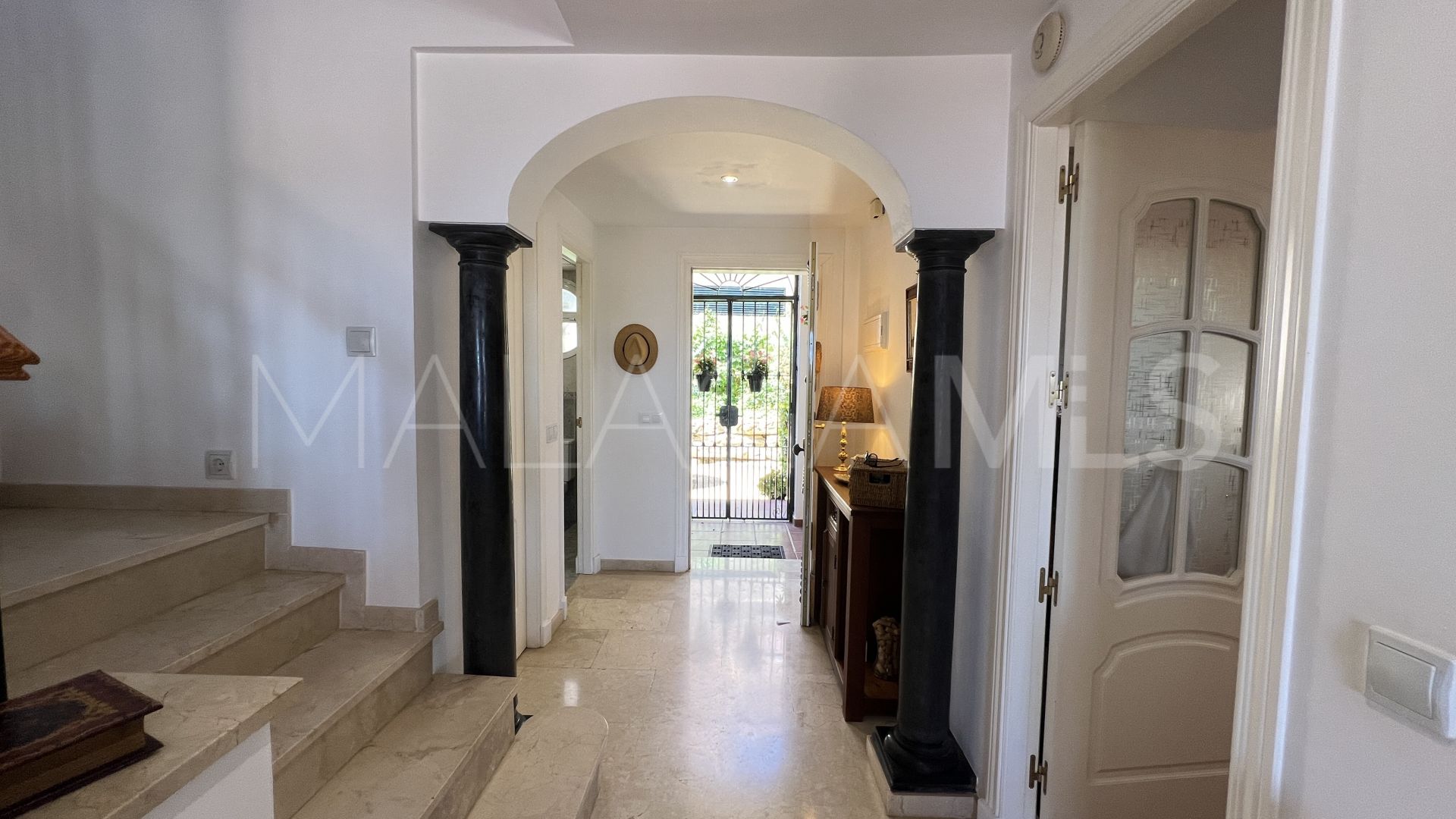 Maison de ville for sale in La Duquesa Golf