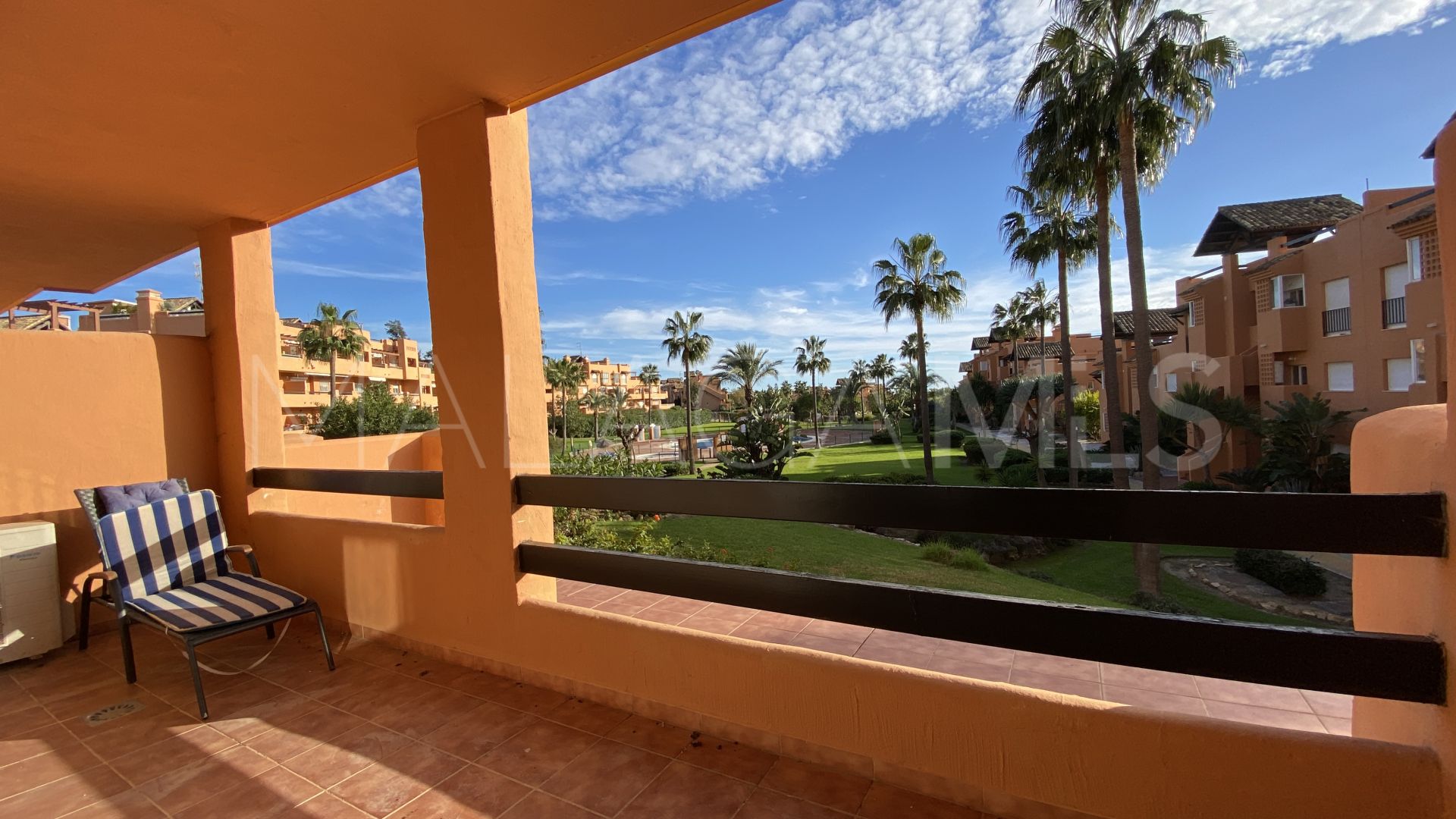 Apartamento planta baja for sale in Casares del Sol de 2 bedrooms