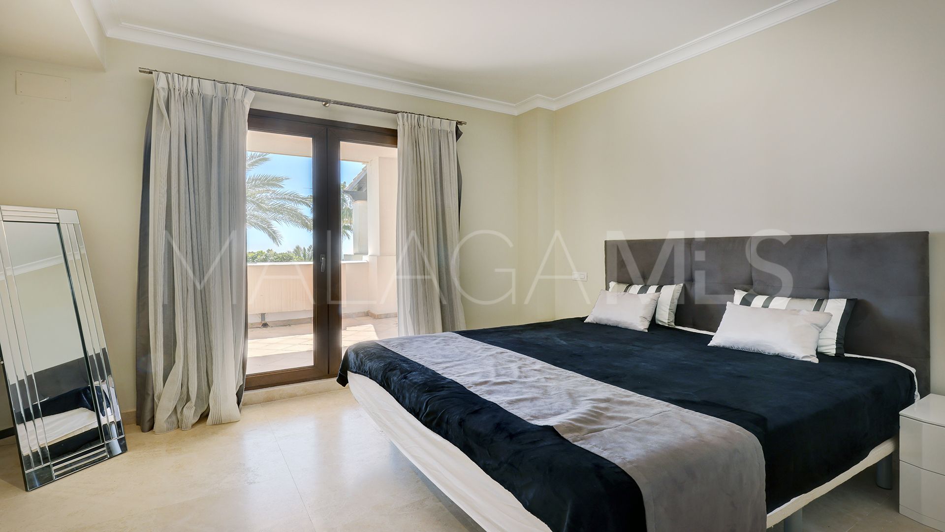 Wohnung for sale in Finca Cortesin