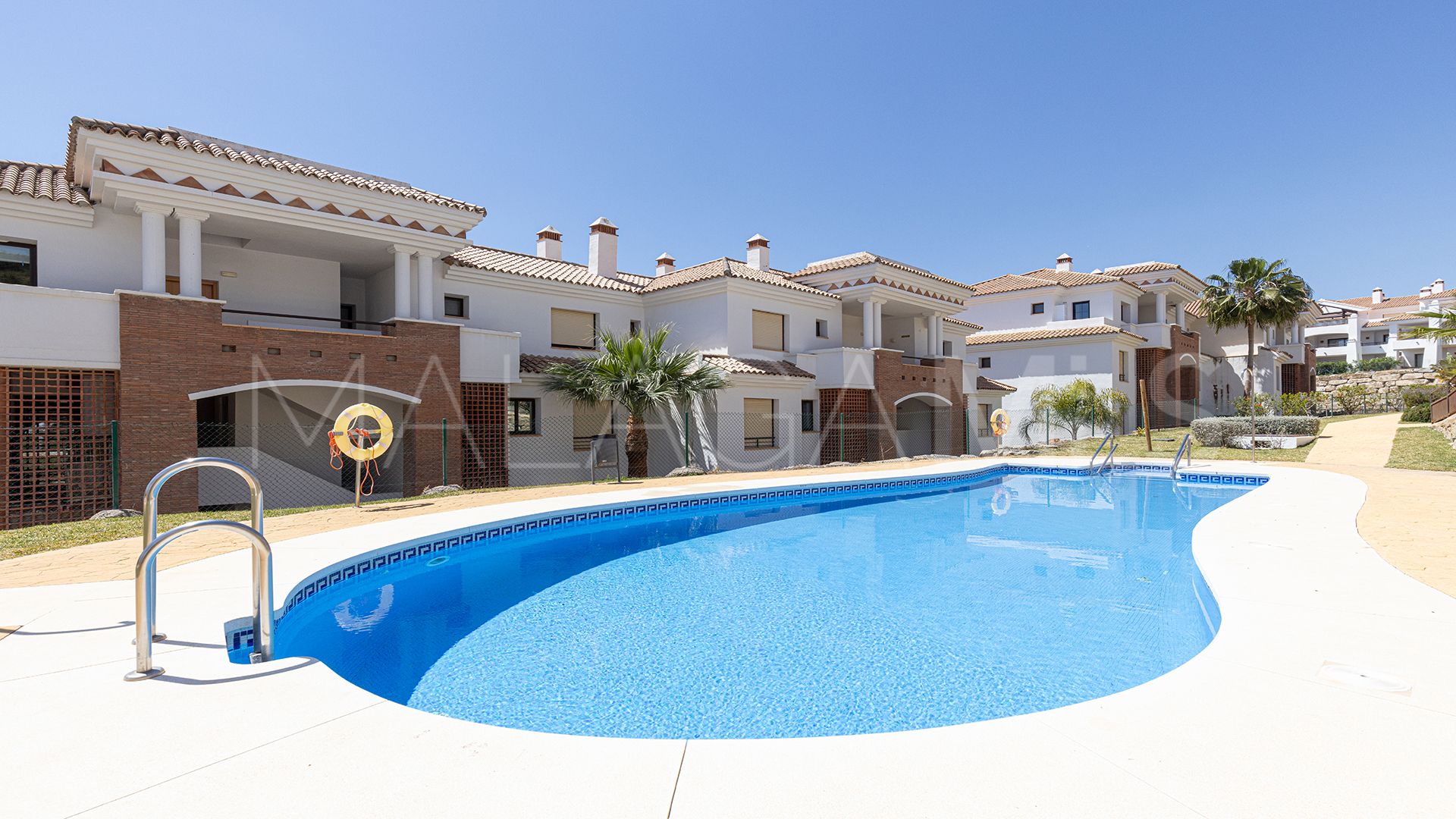 Ground floor apartment with 2 bedrooms for sale in Casares Golf