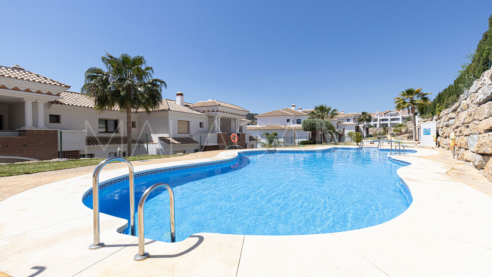 Ground floor apartment with 2 bedrooms for sale in Casares Golf