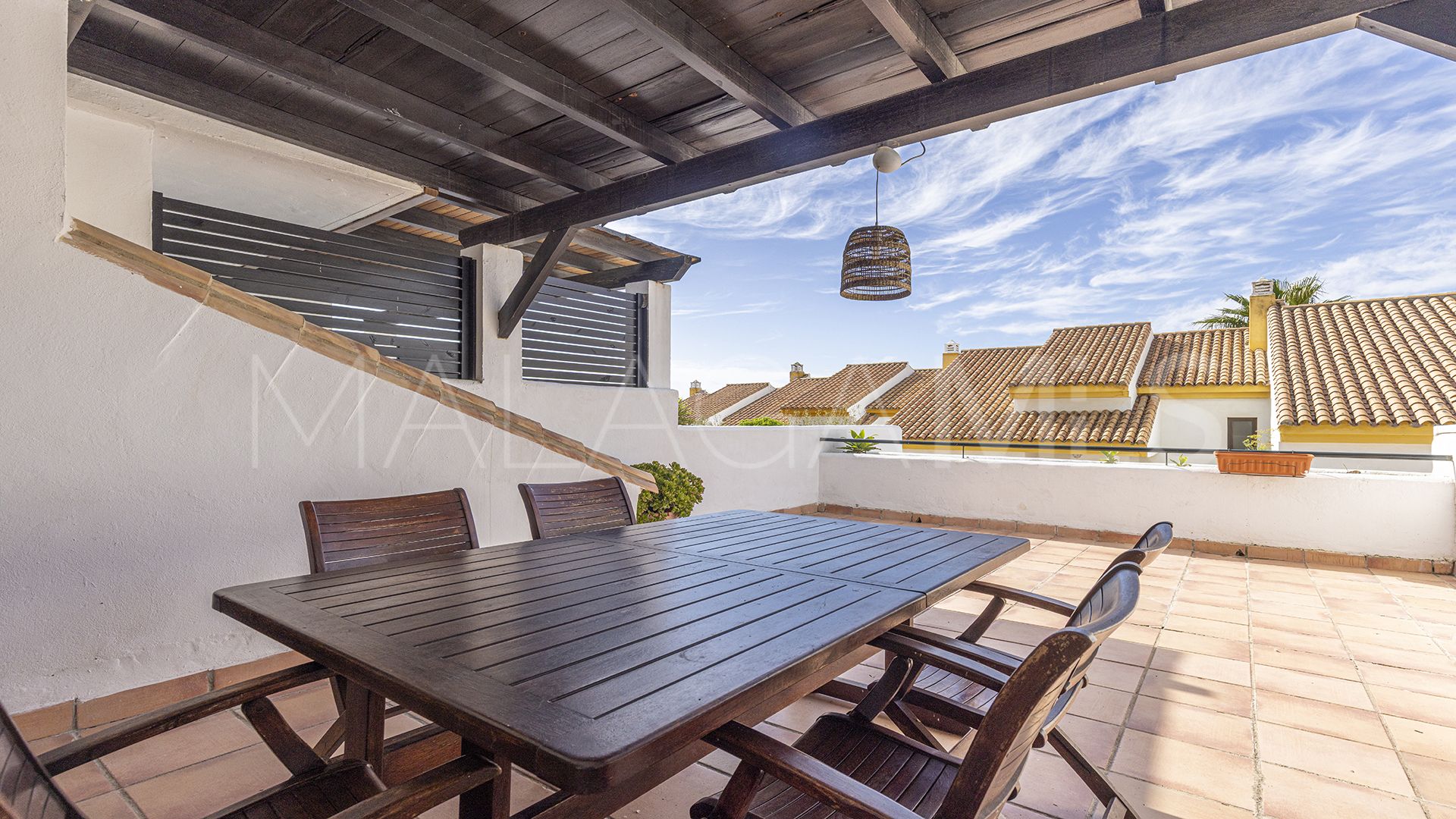 For sale 4 bedrooms town house in Manilva Beach