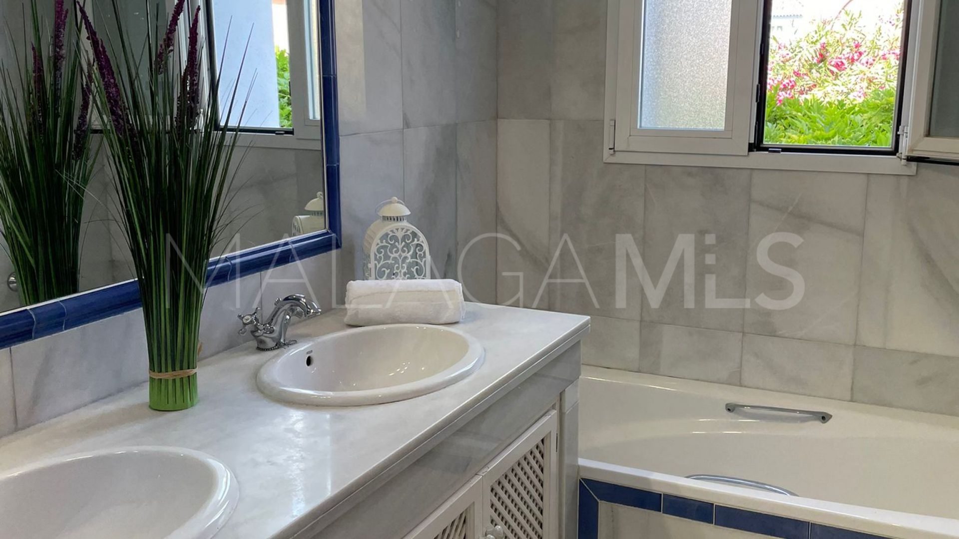 La Perla de la Bahía ground floor apartment for sale