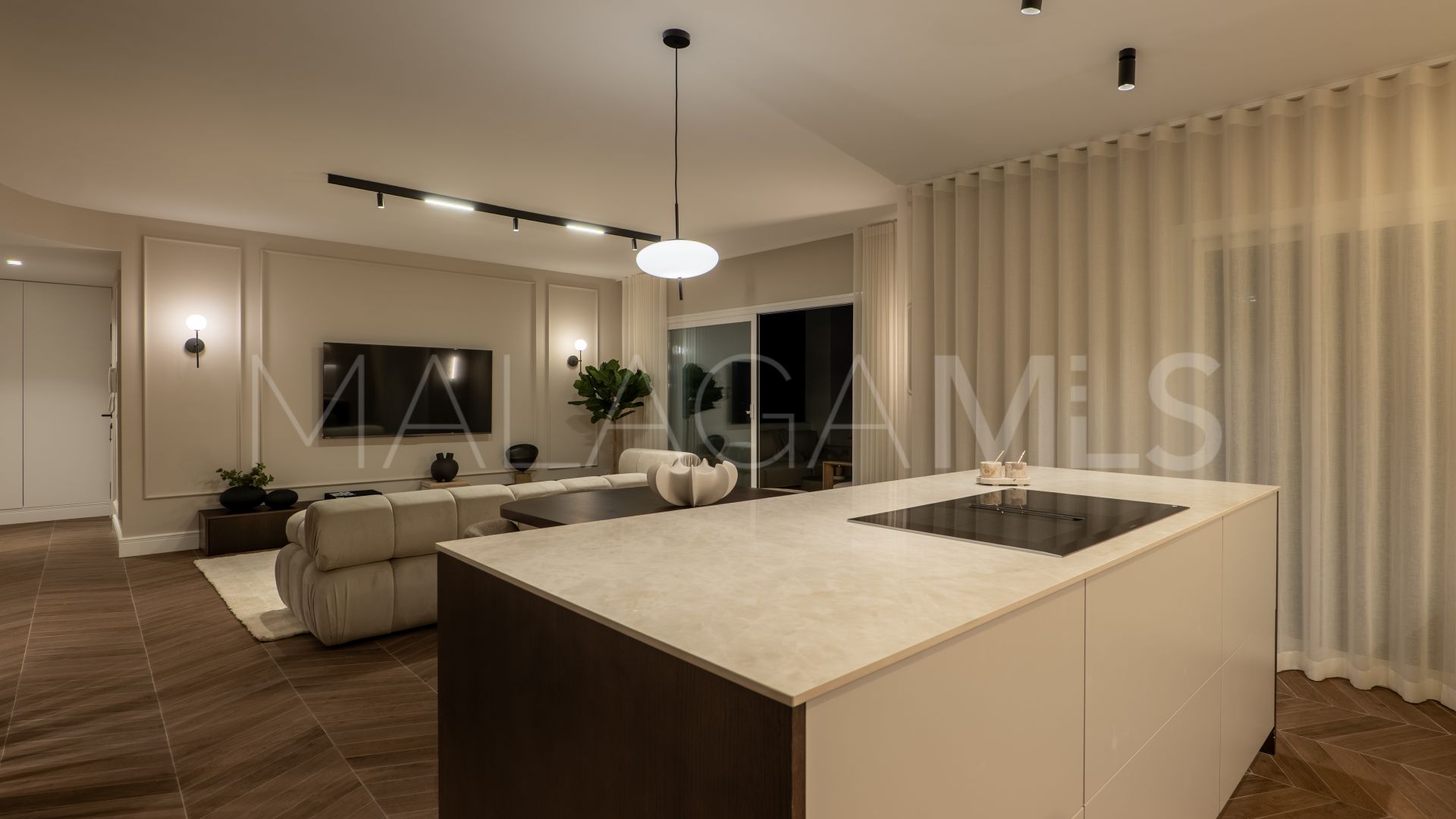 For sale penthouse in Los Almendros