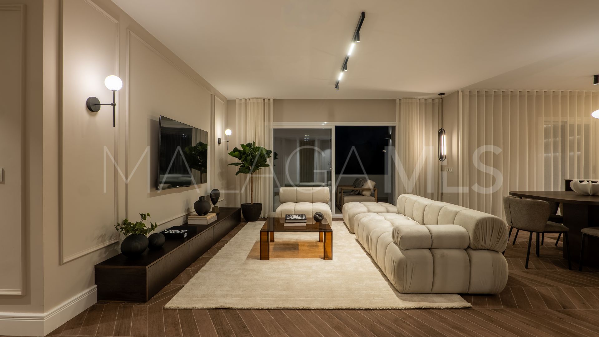 For sale penthouse in Los Almendros