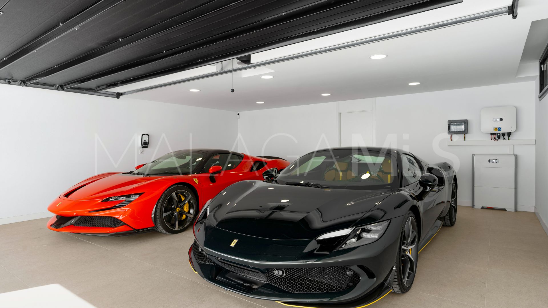 Buy villa in Los Naranjos de 6 bedrooms