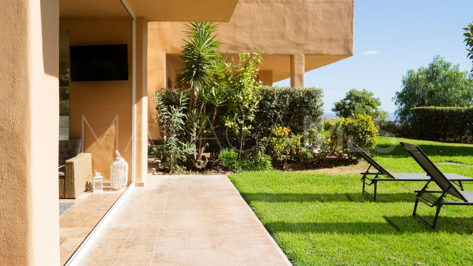 Markplanslägenhet for sale in Hacienda del Señorio de Cifuentes