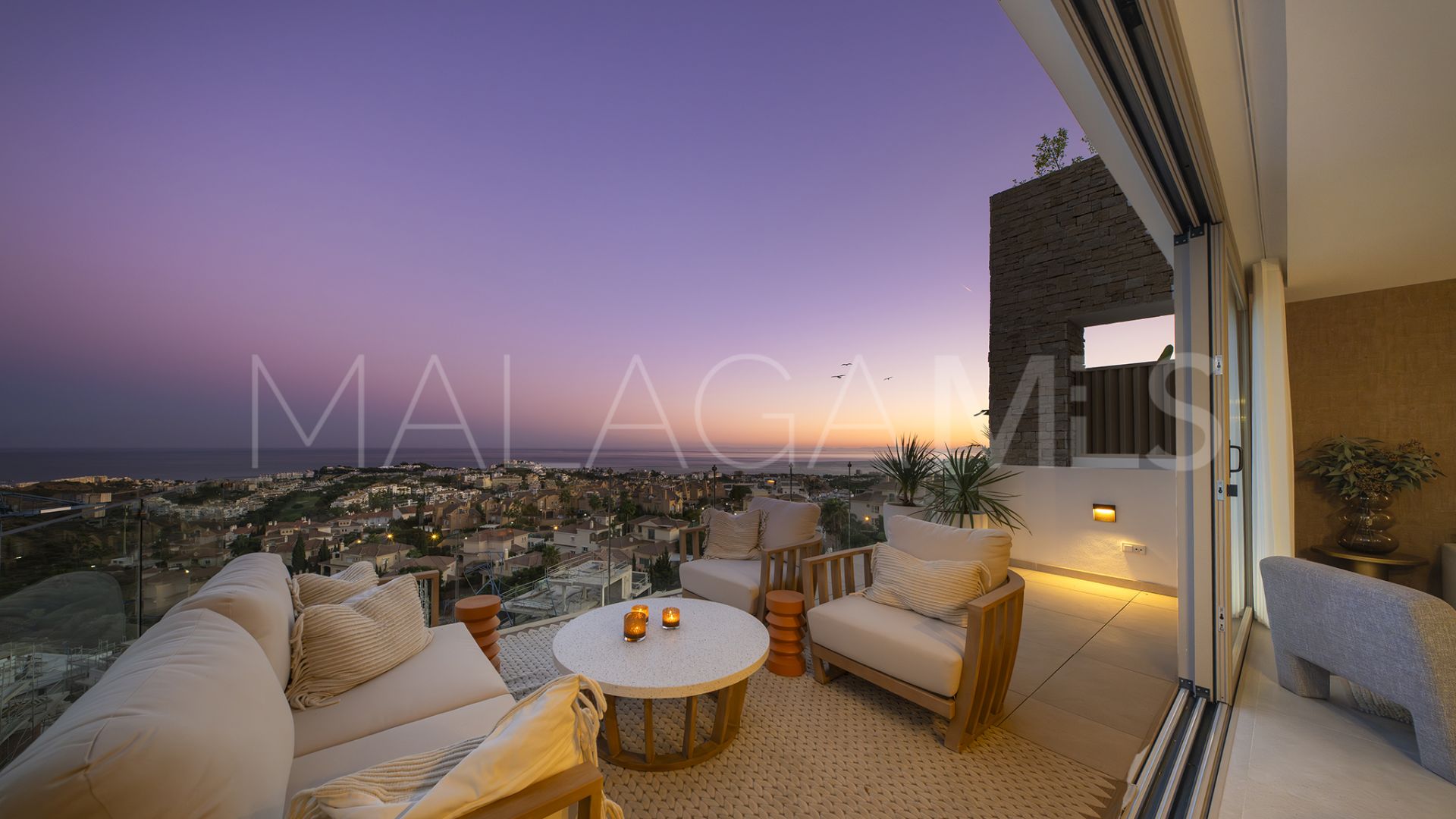 For sale ground floor apartment in Cala de Mijas