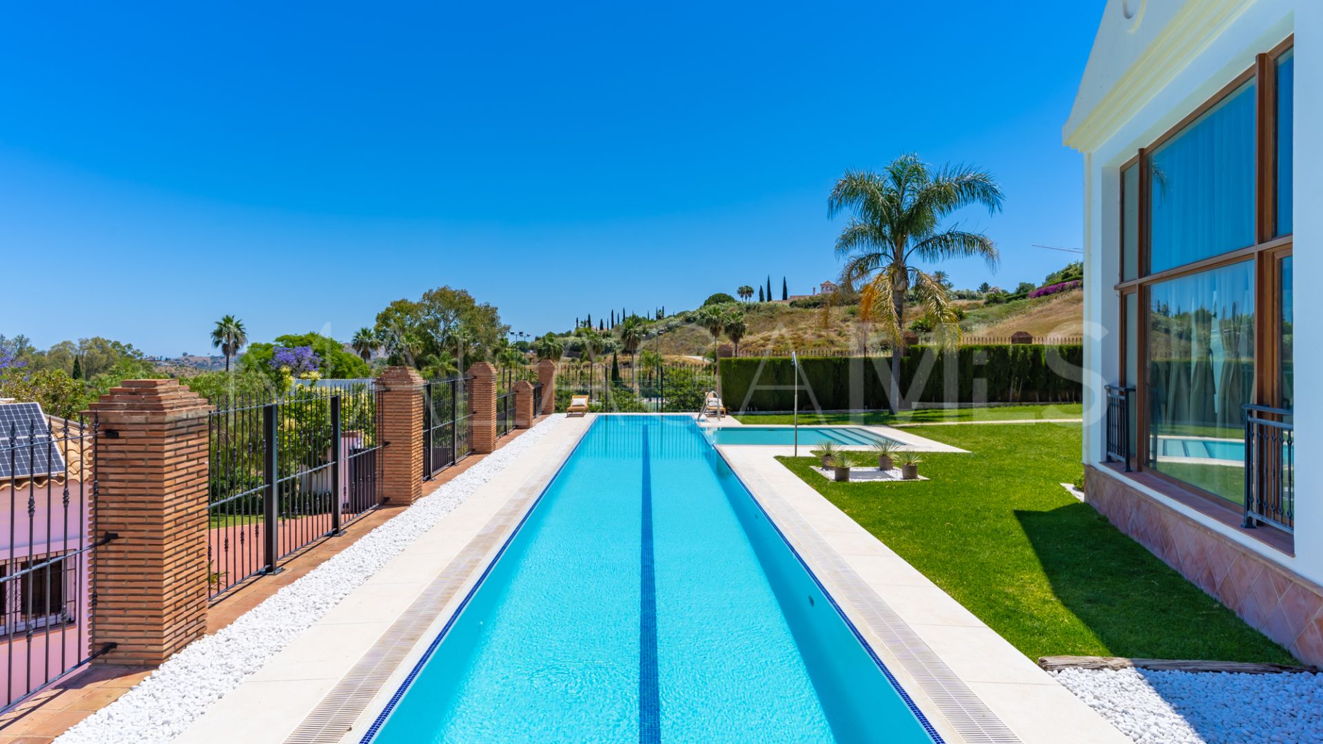 For sale La Cala Golf Resort villa with 5 bedrooms