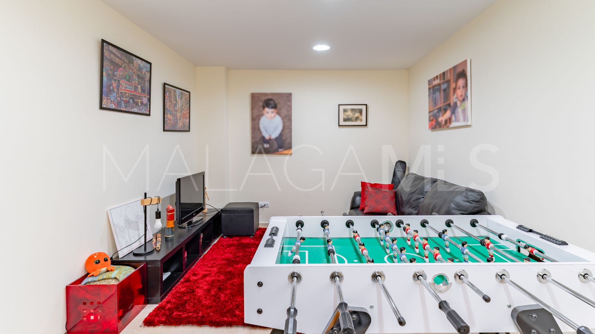 For sale La Cala Golf Resort villa with 5 bedrooms