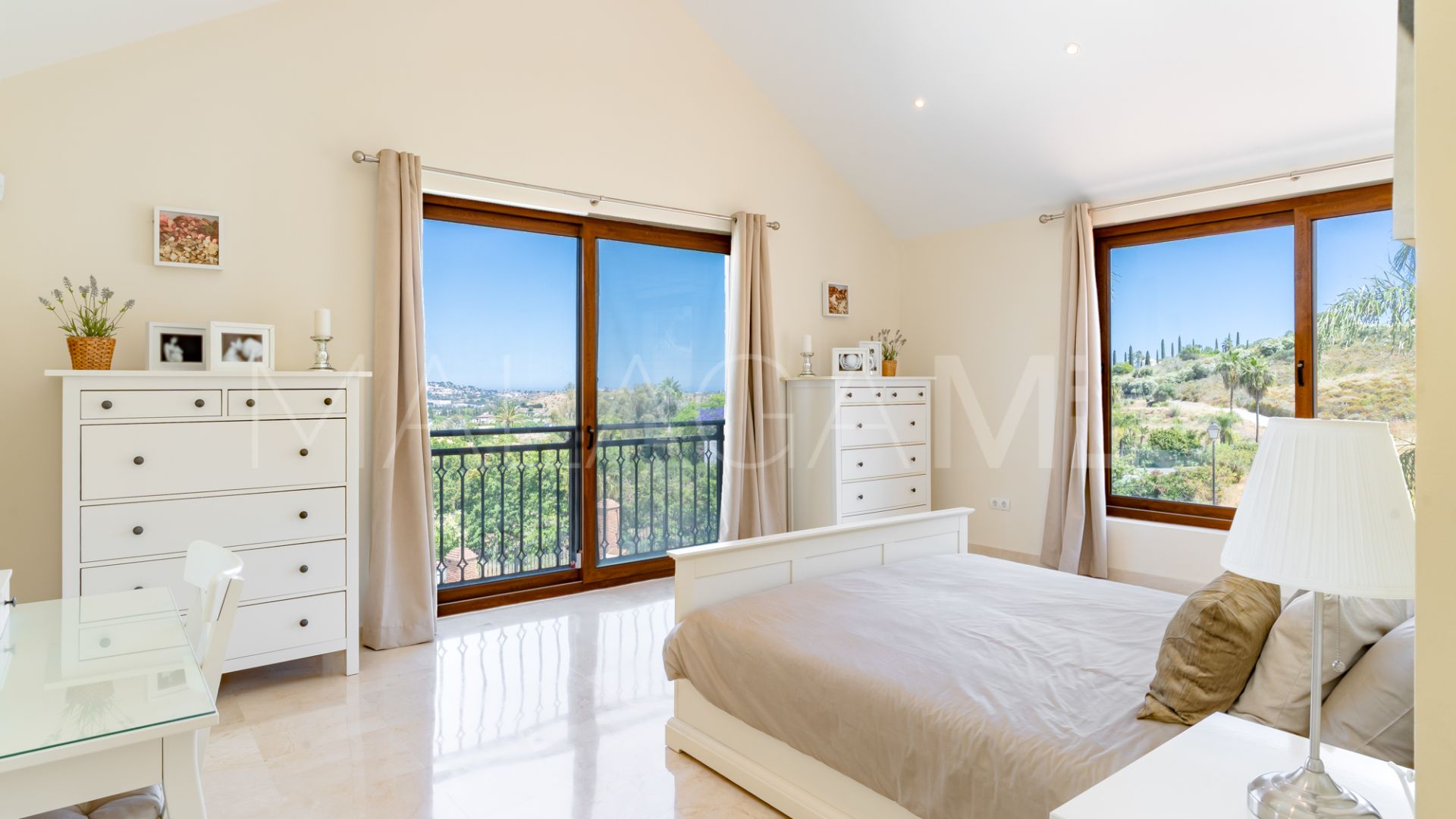 For sale La Cala Golf Resort villa with 5 bedrooms