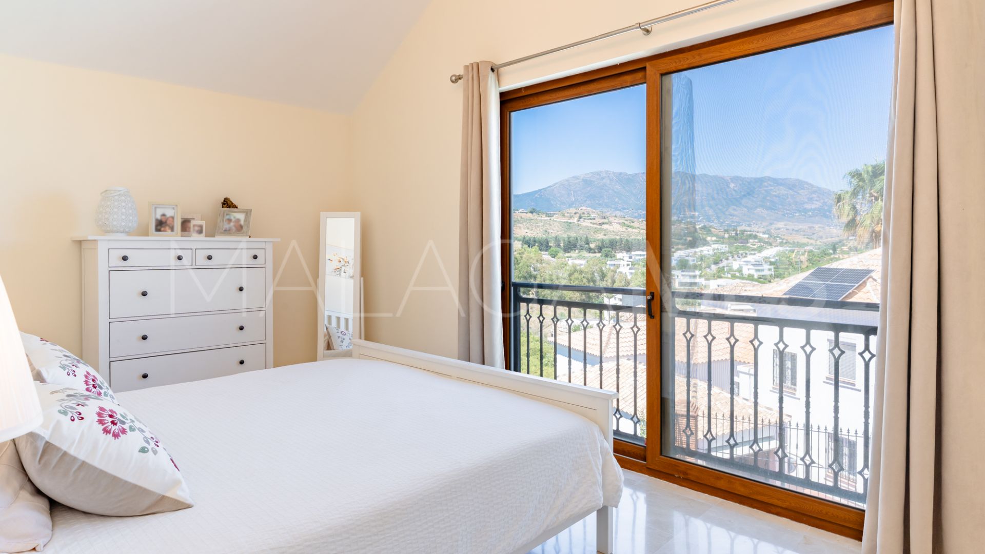 For sale La Cala Golf Resort villa with 5 bedrooms