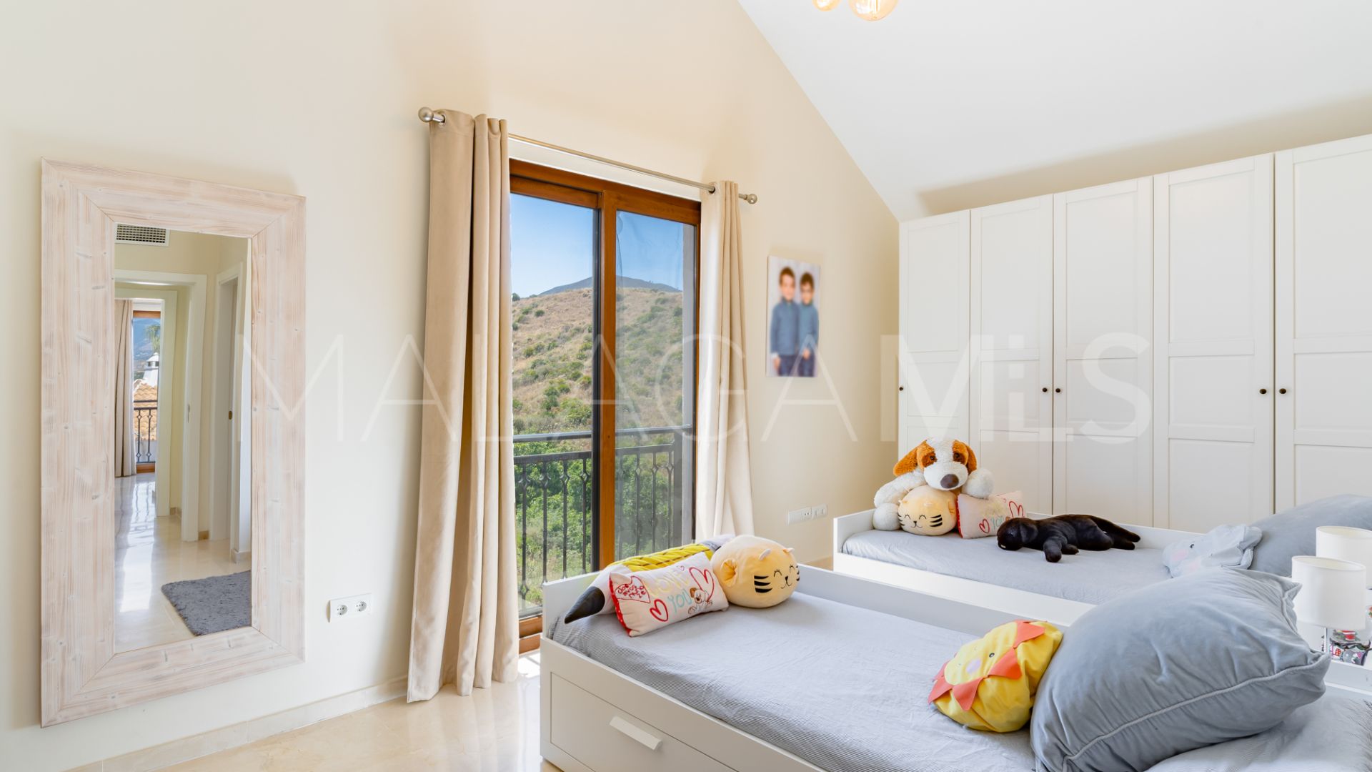For sale La Cala Golf Resort villa with 5 bedrooms