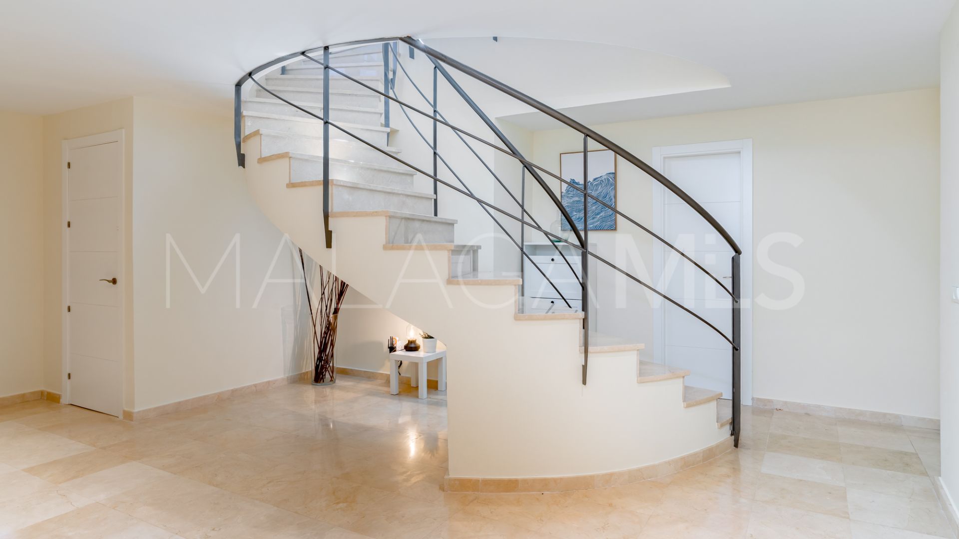 For sale La Cala Golf Resort villa with 5 bedrooms