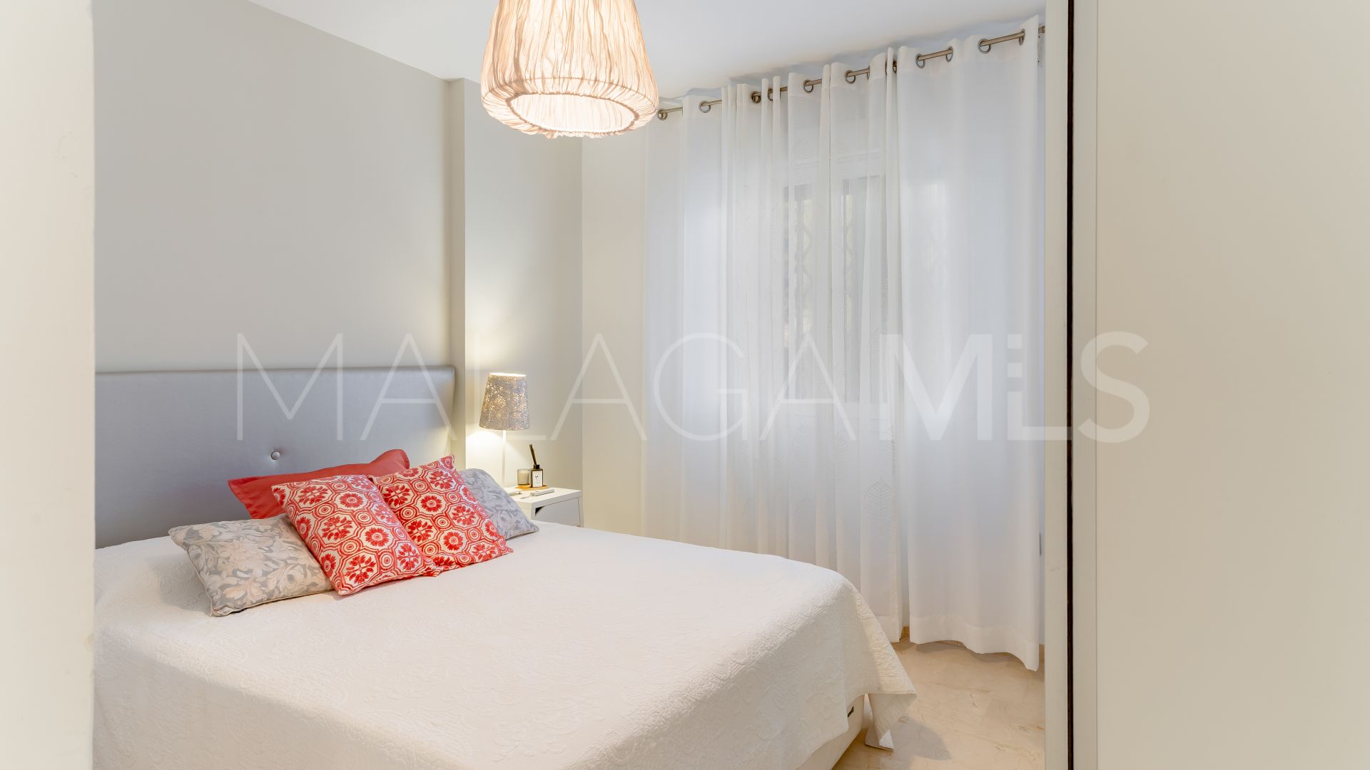 For sale 2 bedrooms town house in La Capellania