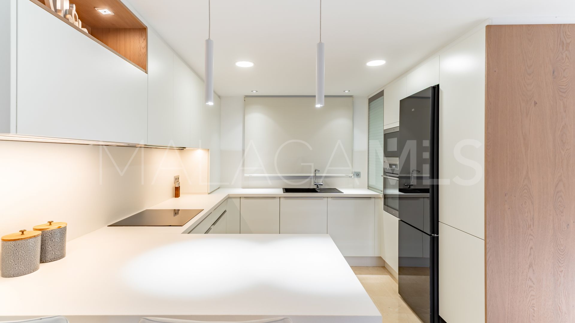 For sale 2 bedrooms town house in La Capellania